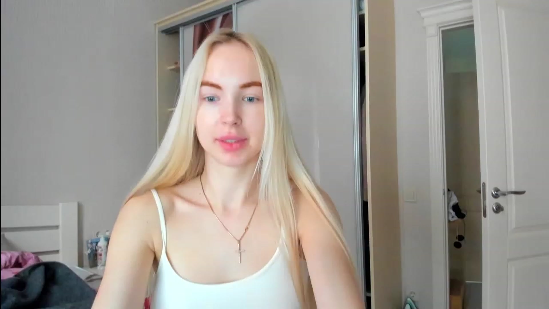 Gallery image thumbnail from WOWbarbie's myfreecams stream on, 12/24/2022, 06:43 image 18 of 20