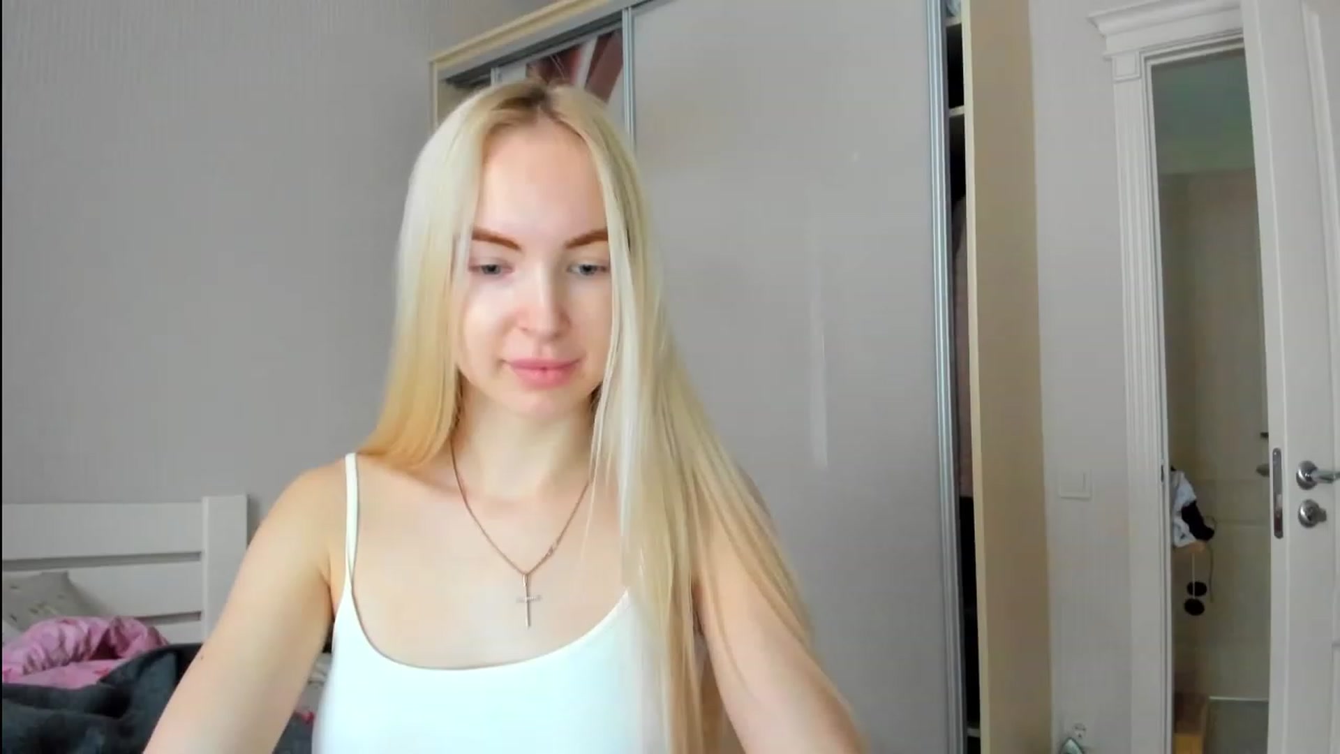 Gallery image thumbnail from WOWbarbie's myfreecams stream on, 12/24/2022, 06:43 image 19 of 20