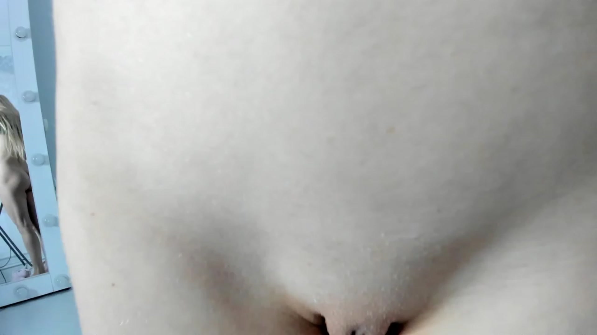 Gallery image thumbnail from WOWbarbie's myfreecams stream on, 01/15/2023, 07:02 image 3 of 20