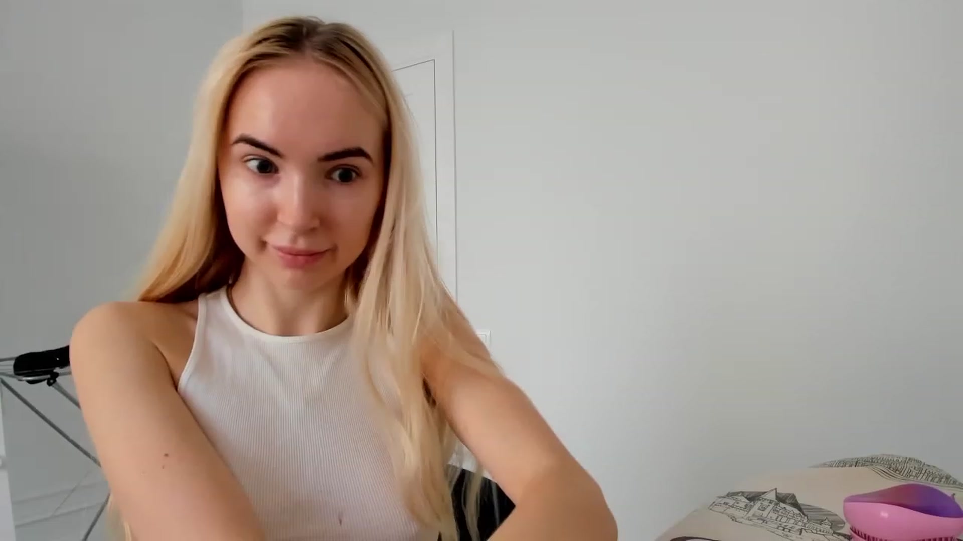 Gallery image thumbnail from WOWbarbie's myfreecams stream on, 01/18/2023, 06:39 image 20 of 20