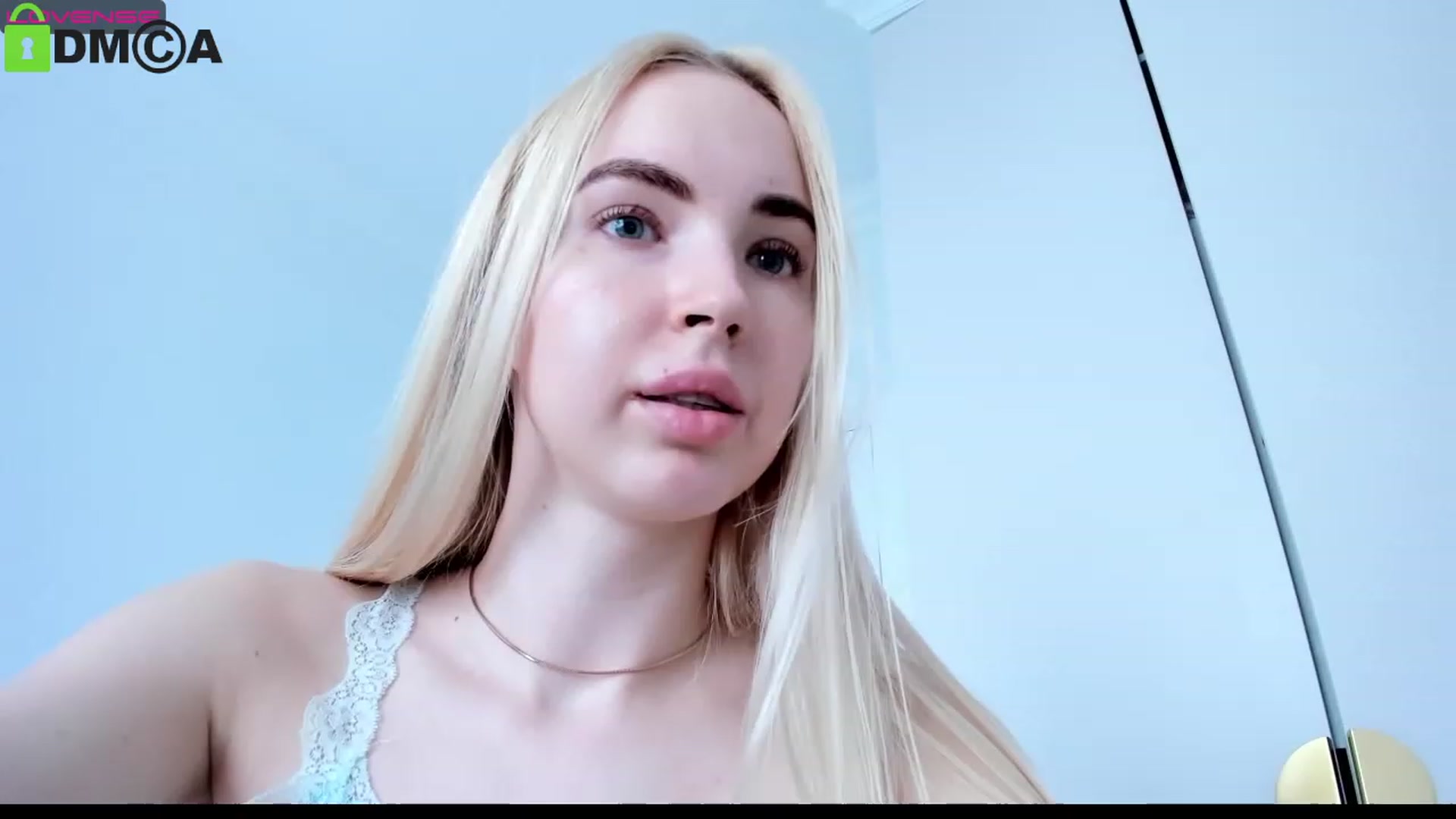 Gallery image thumbnail from WOWbarbie's myfreecams stream on, 04/02/2023, 12:45 image 11 of 20