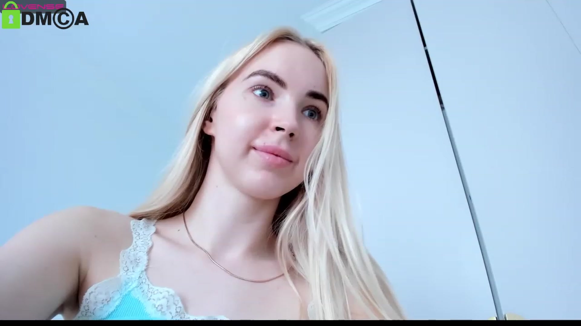 Gallery image thumbnail from WOWbarbie's myfreecams stream on, 04/02/2023, 12:45 image 14 of 20