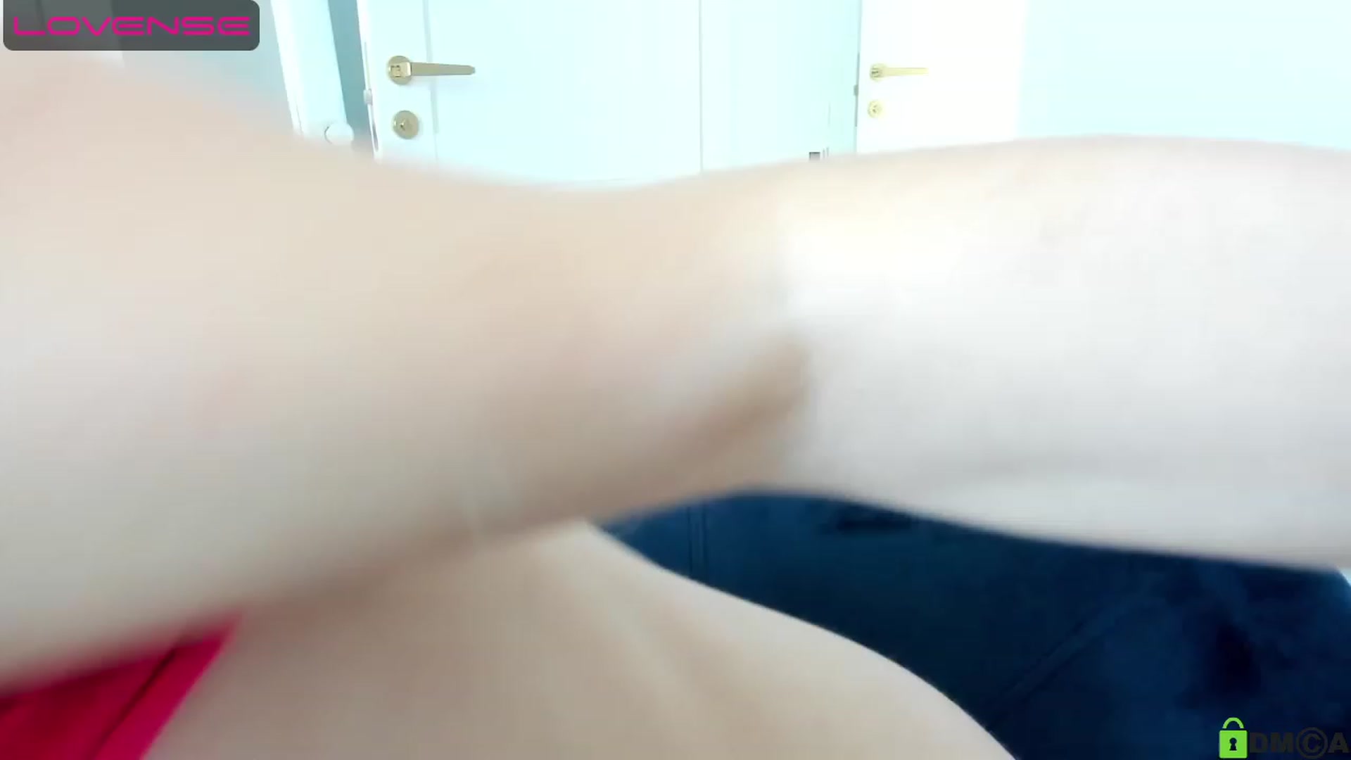 Gallery image thumbnail from WOWbarbie's myfreecams stream on, 04/14/2023, 07:40 image 1 of 20