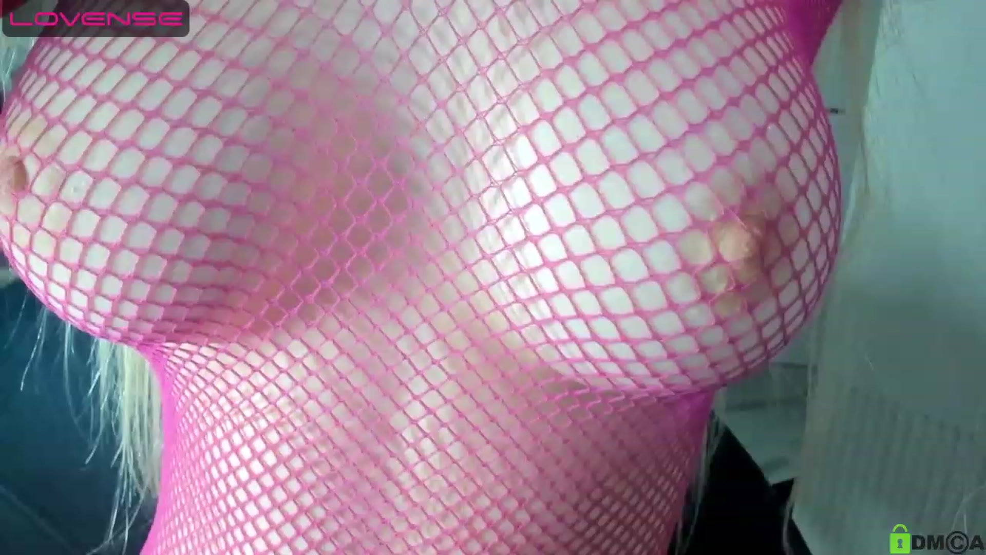 Gallery image thumbnail from WOWbarbie's myfreecams stream on, 04/21/2023, 03:50 image 16 of 20