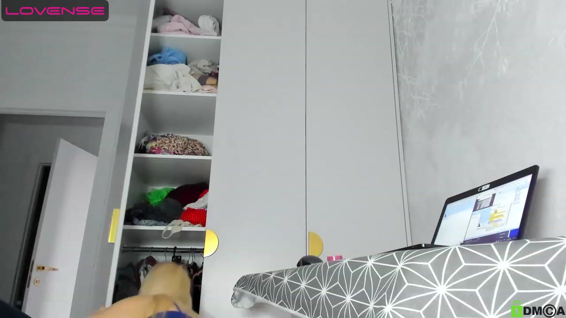 Gallery image thumbnail from WOWbarbie's myfreecams stream on, 04/25/2023, 03:30 image 9 of 20