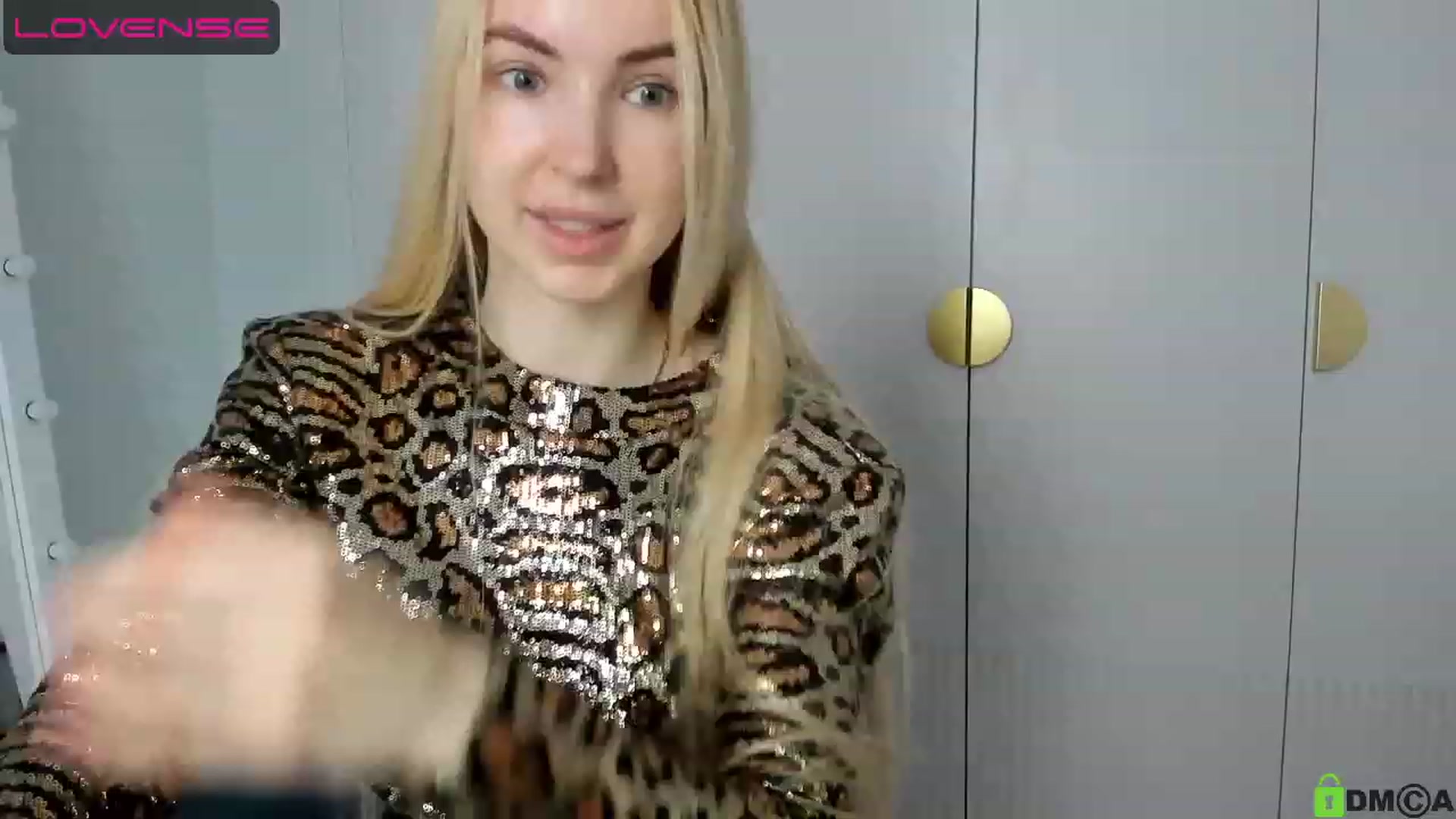 Gallery image thumbnail from WOWbarbie's myfreecams stream on, 04/28/2023, 05:41 image 11 of 20