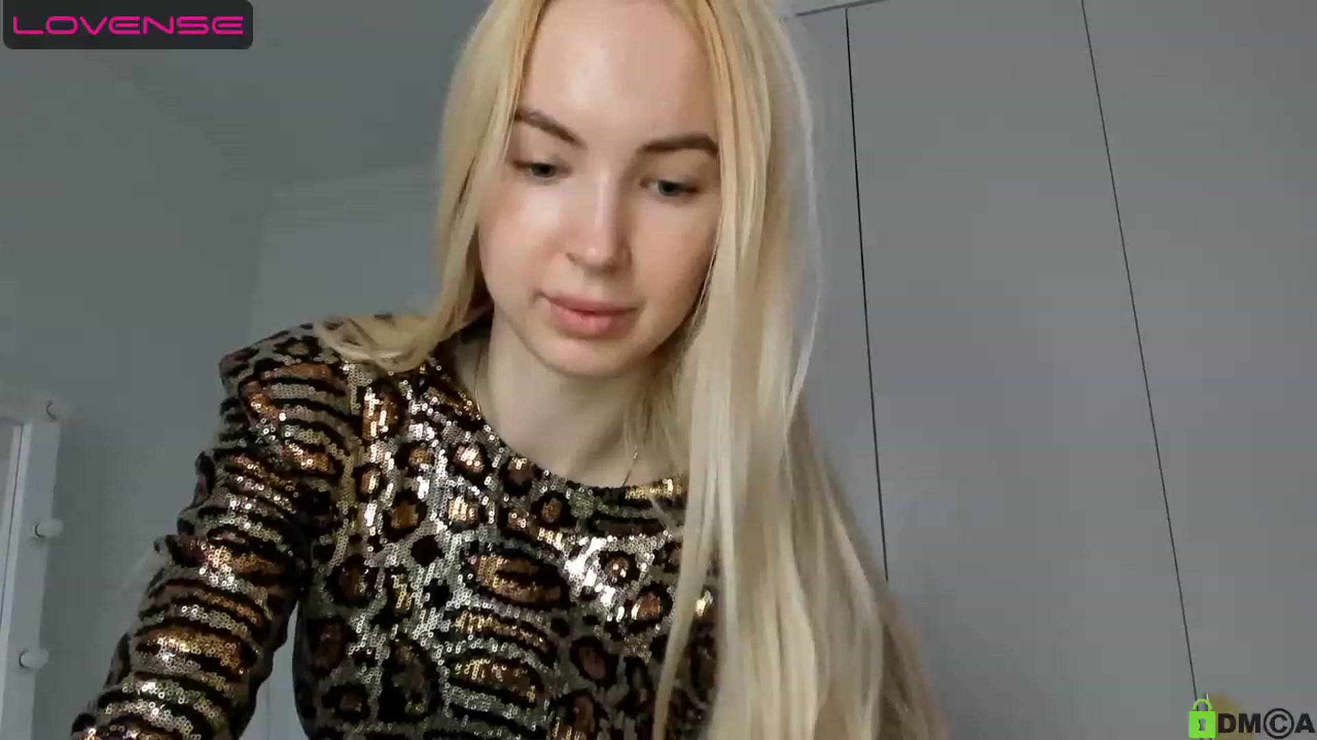 Gallery image thumbnail from WOWbarbie's myfreecams stream on, 04/28/2023, 05:41 image 2 of 20