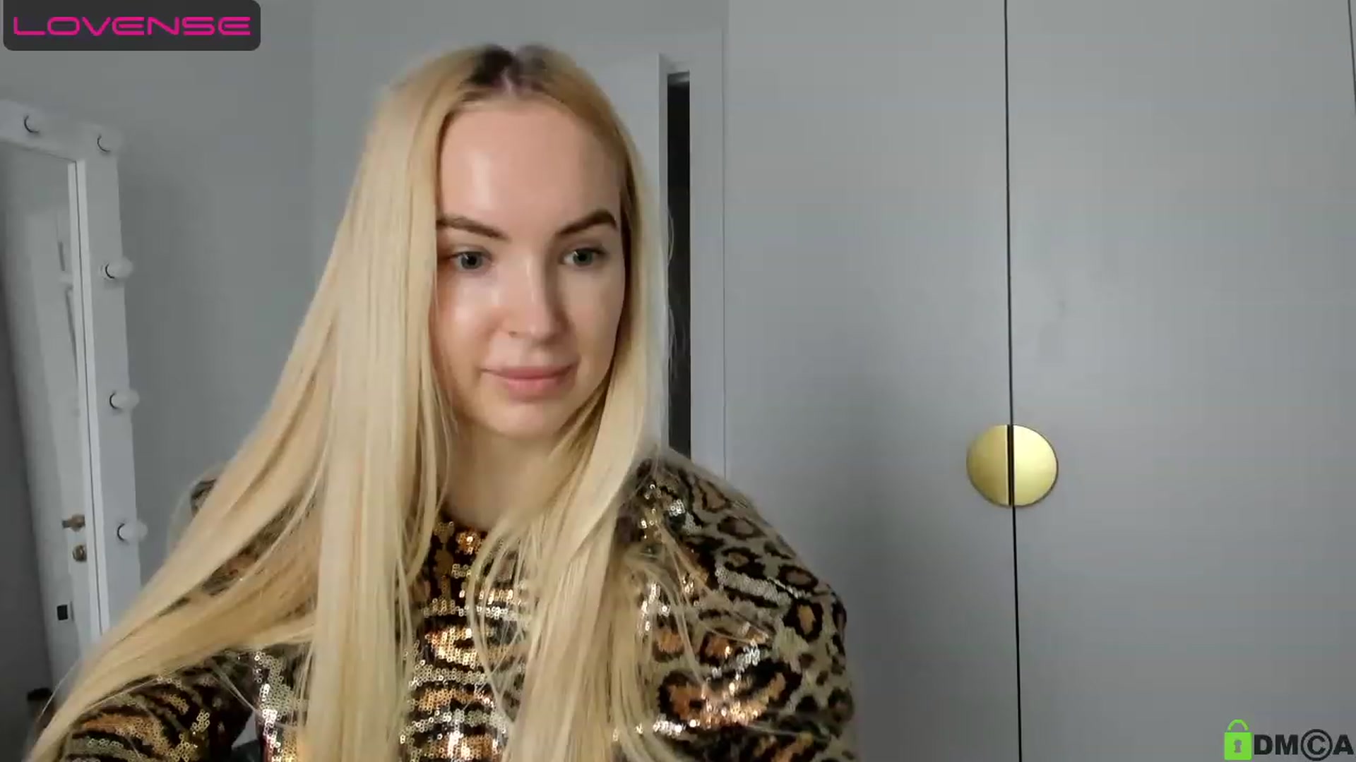 Gallery image thumbnail from WOWbarbie's myfreecams stream on, 04/28/2023, 05:41 image 19 of 20