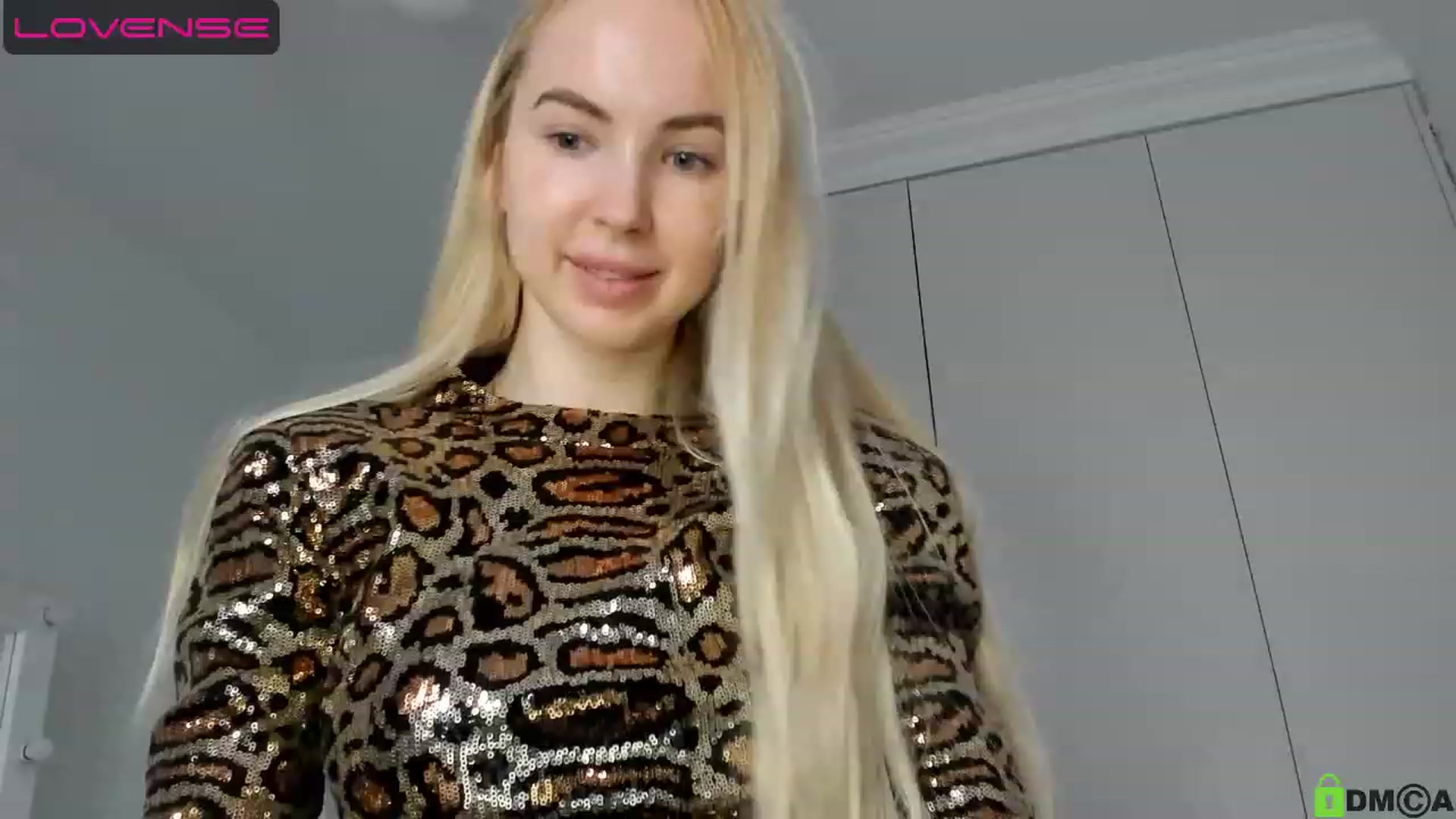 Gallery image thumbnail from WOWbarbie's myfreecams stream on, 04/28/2023, 05:41 image 4 of 20