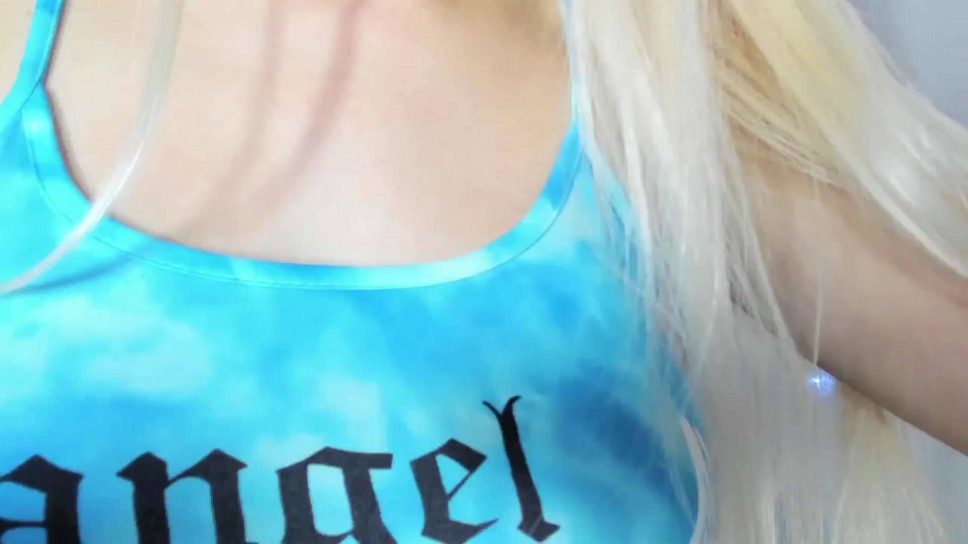 Gallery image thumbnail from WOWbarbie's myfreecams stream on, 12/19/2024, 08:10 image 19 of 20