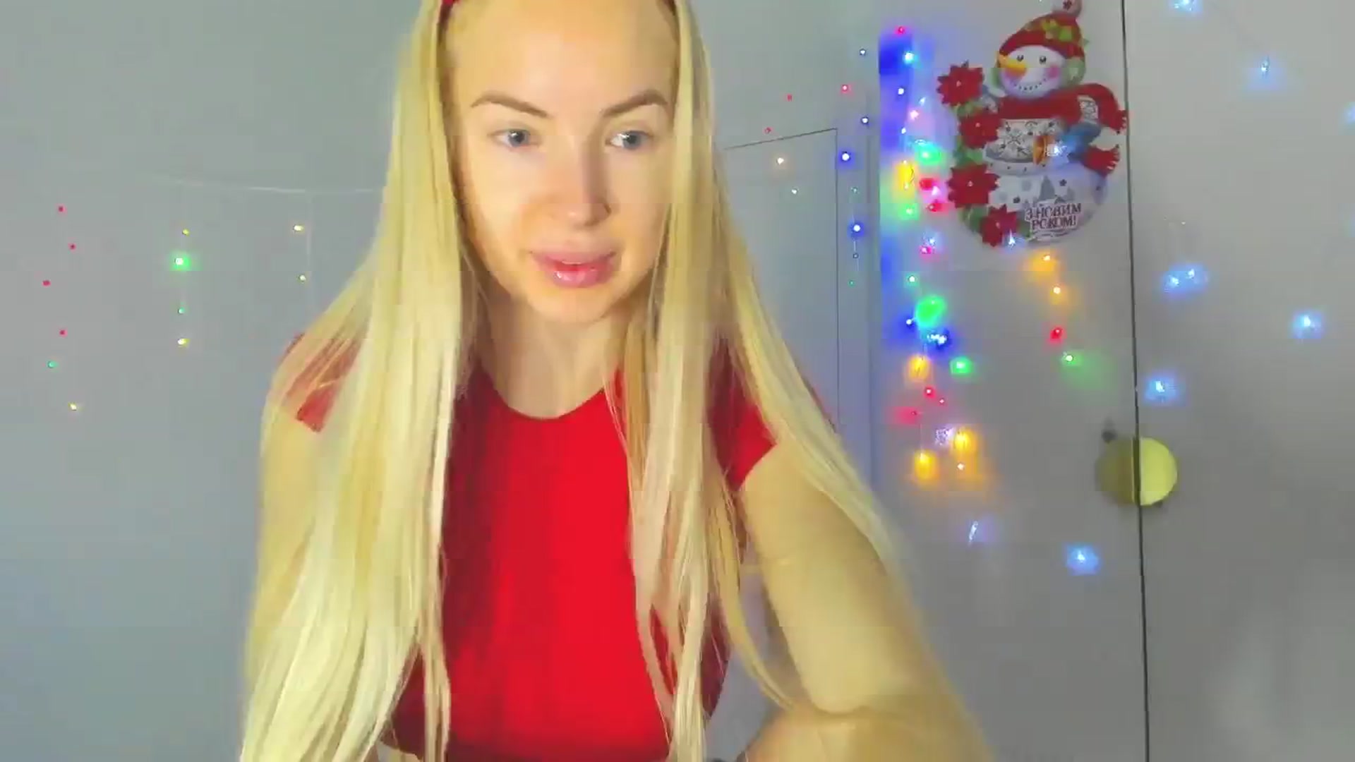 Gallery image thumbnail from WOWbarbie's myfreecams stream on, 12/24/2024, 06:00 image 18 of 20