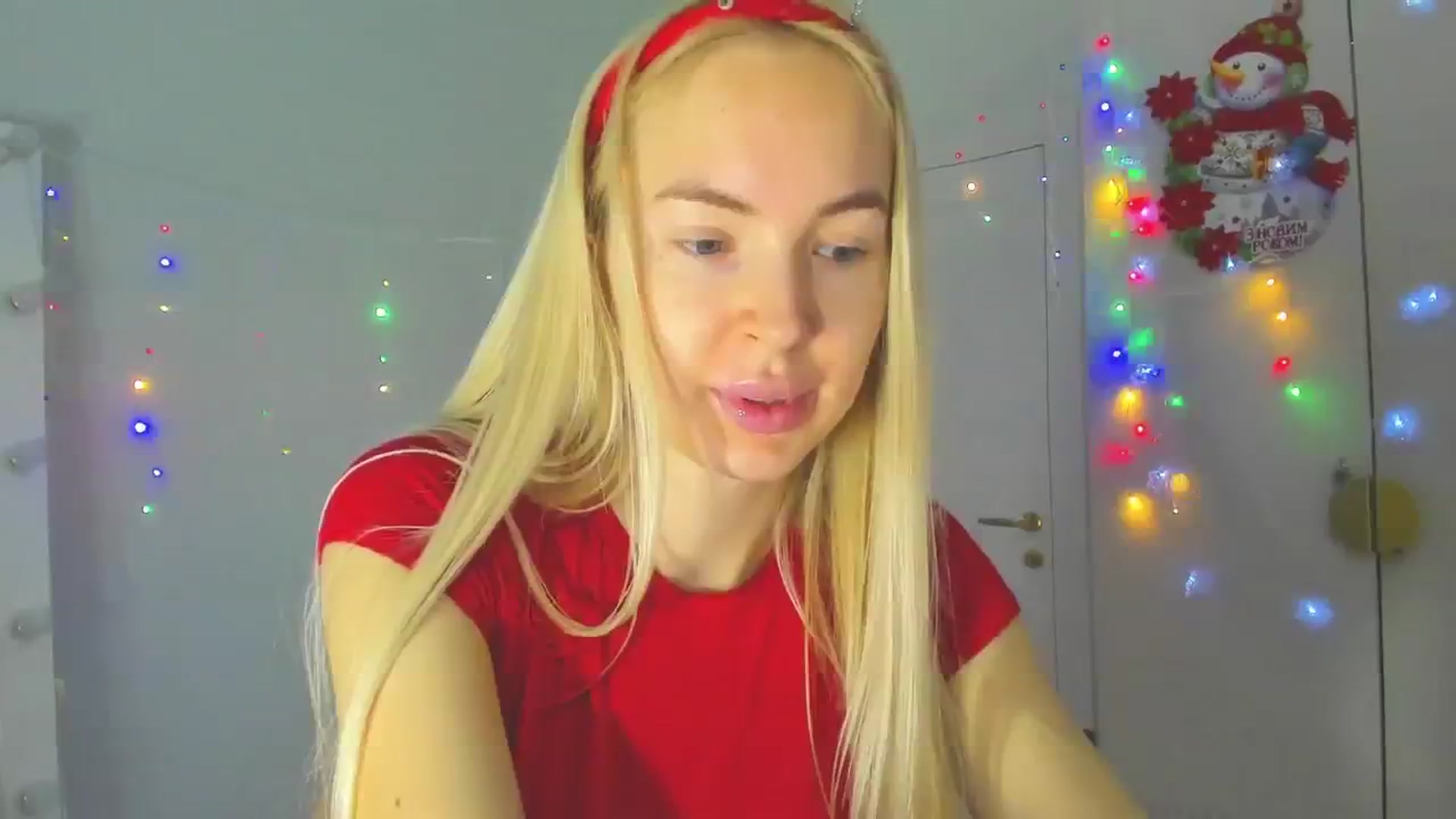 Gallery image thumbnail from WOWbarbie's myfreecams stream on, 12/24/2024, 07:10 image 17 of 20