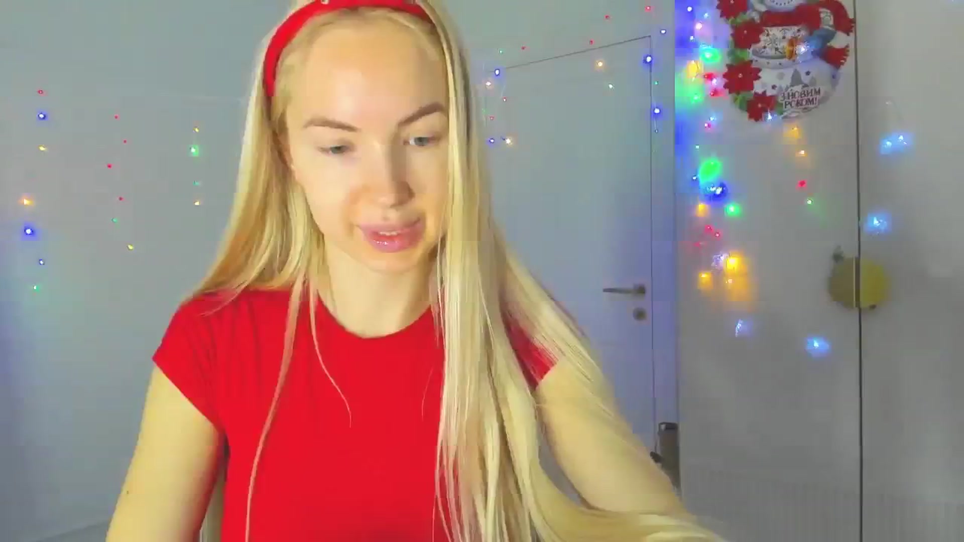 Gallery image thumbnail from WOWbarbie's myfreecams stream on, 12/24/2024, 07:10 image 12 of 20