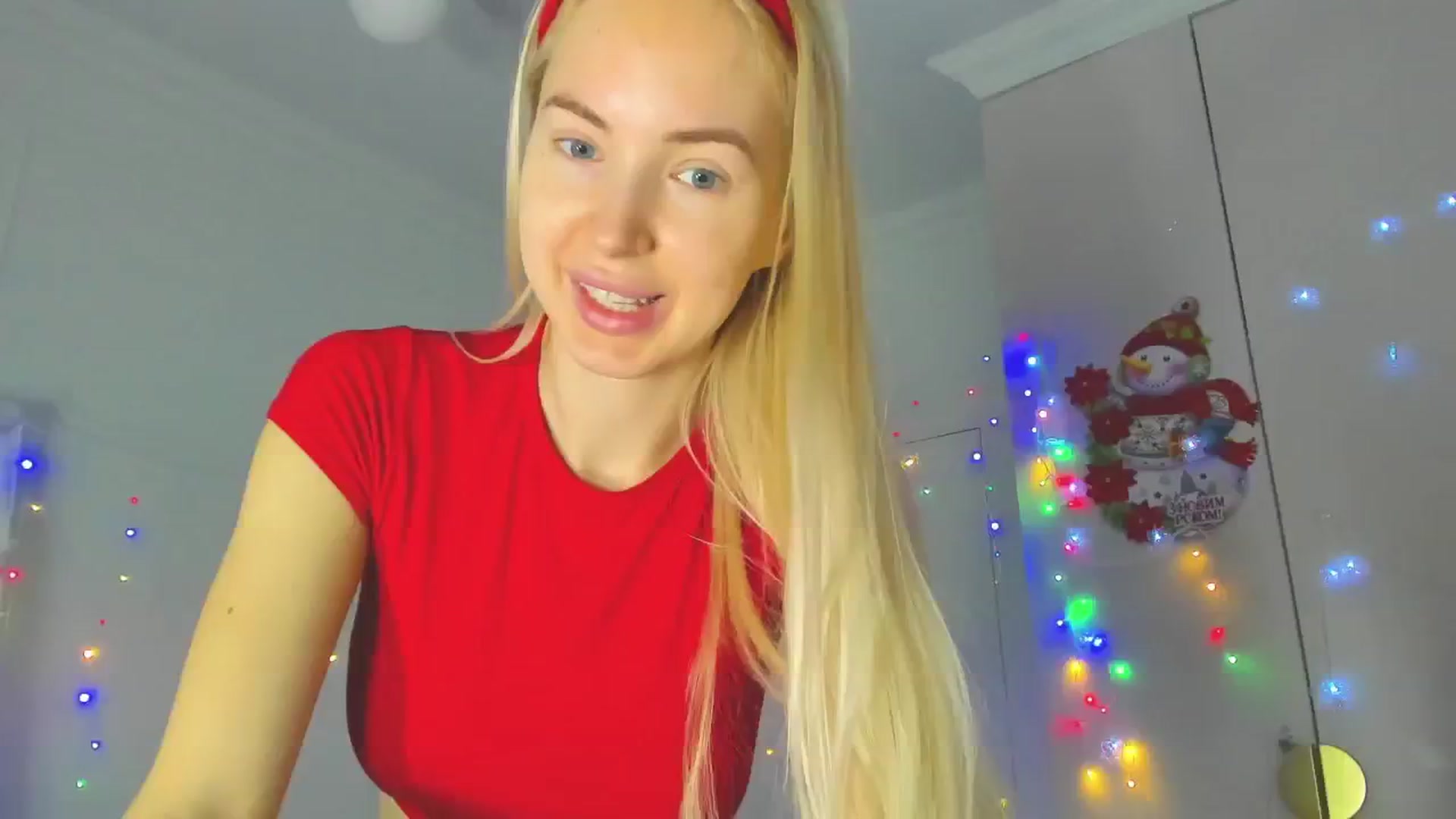 Gallery image thumbnail from WOWbarbie's myfreecams stream on, 12/24/2024, 07:10 image 1 of 20