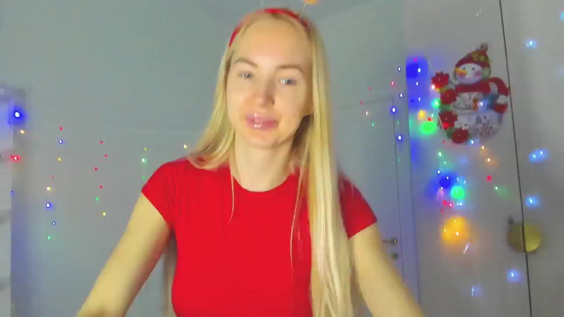 Gallery image thumbnail from WOWbarbie's myfreecams stream on, 12/24/2024, 08:08 image 3 of 20
