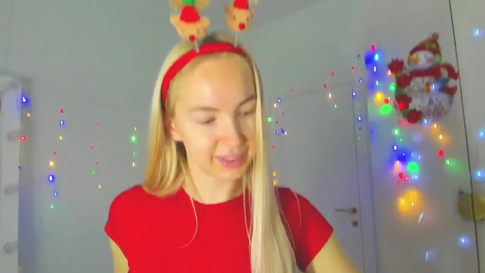Gallery image thumbnail from WOWbarbie's myfreecams stream on, 12/24/2024, 08:08 image 2 of 20