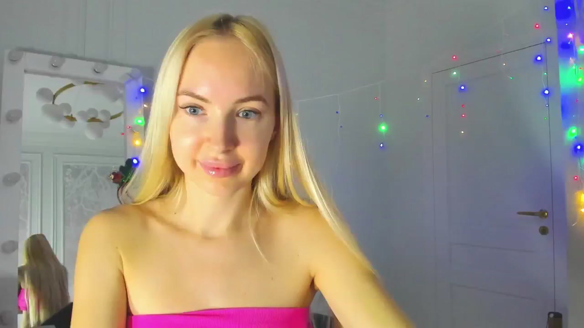 Gallery image thumbnail from WOWbarbie's myfreecams stream on, 12/27/2024, 08:52 image 3 of 20