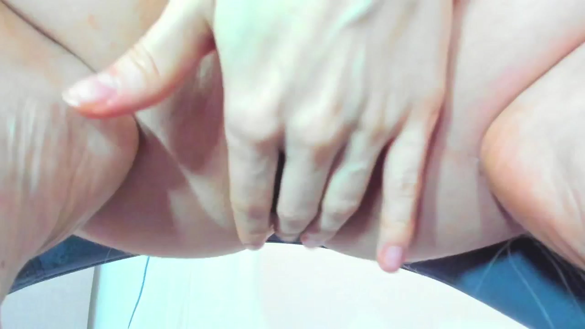 Gallery image thumbnail from WOWbarbie's myfreecams stream on, 01/13/2025, 08:04 image 16 of 20