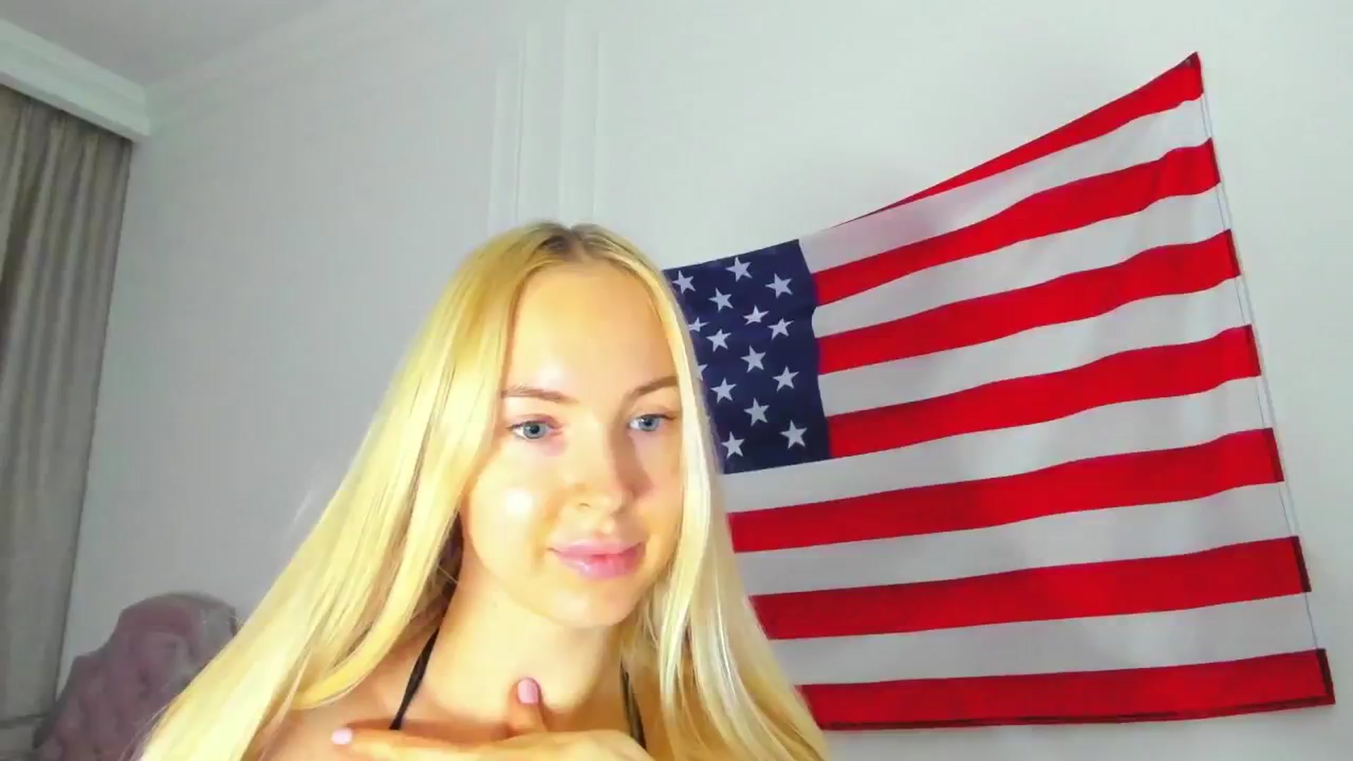 Gallery image thumbnail from WOWbarbie's myfreecams stream on, 01/14/2025, 11:11 image 17 of 20