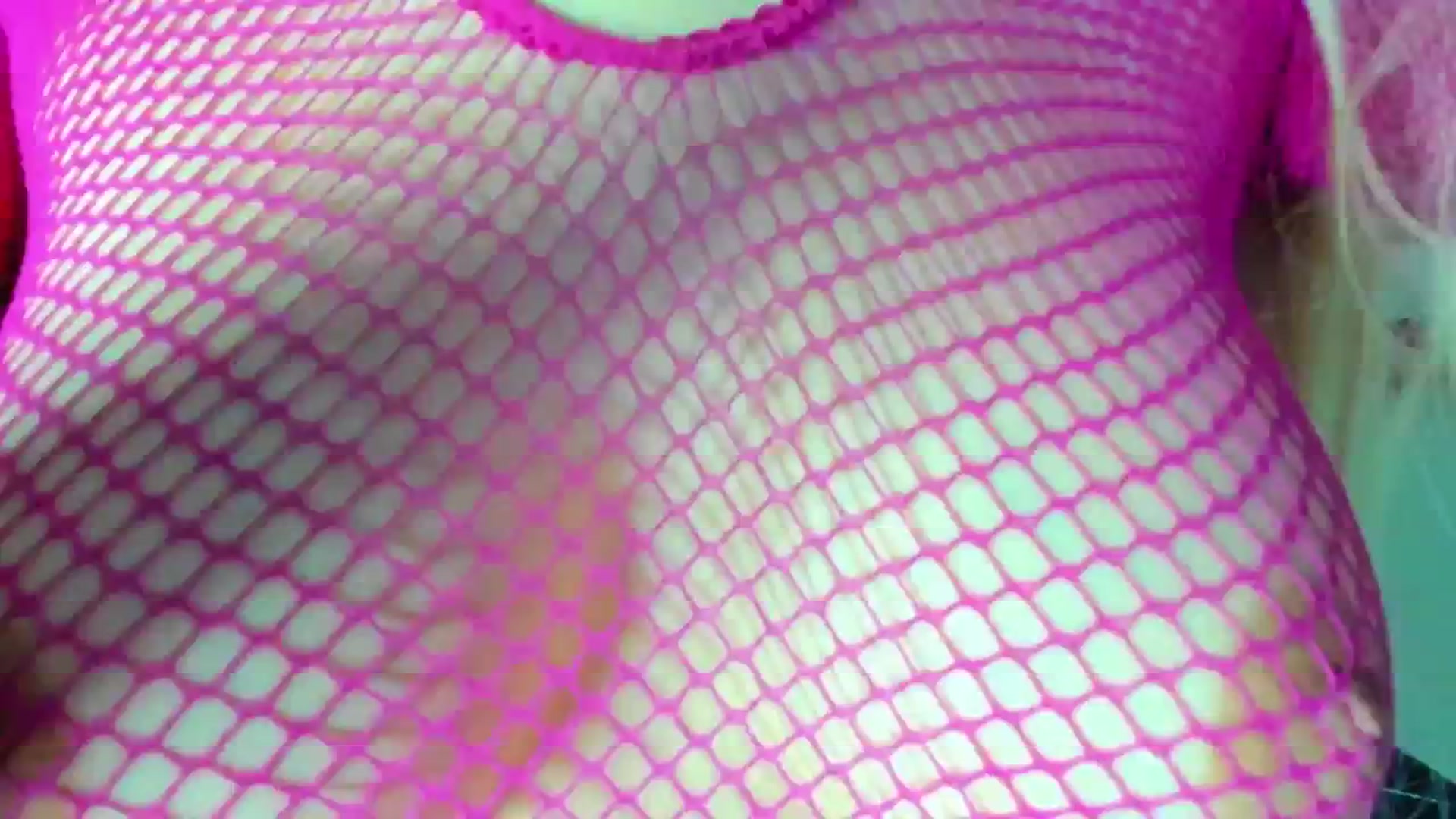 Gallery image thumbnail from WOWbarbie's myfreecams stream on, 01/17/2025, 05:22 image 5 of 20