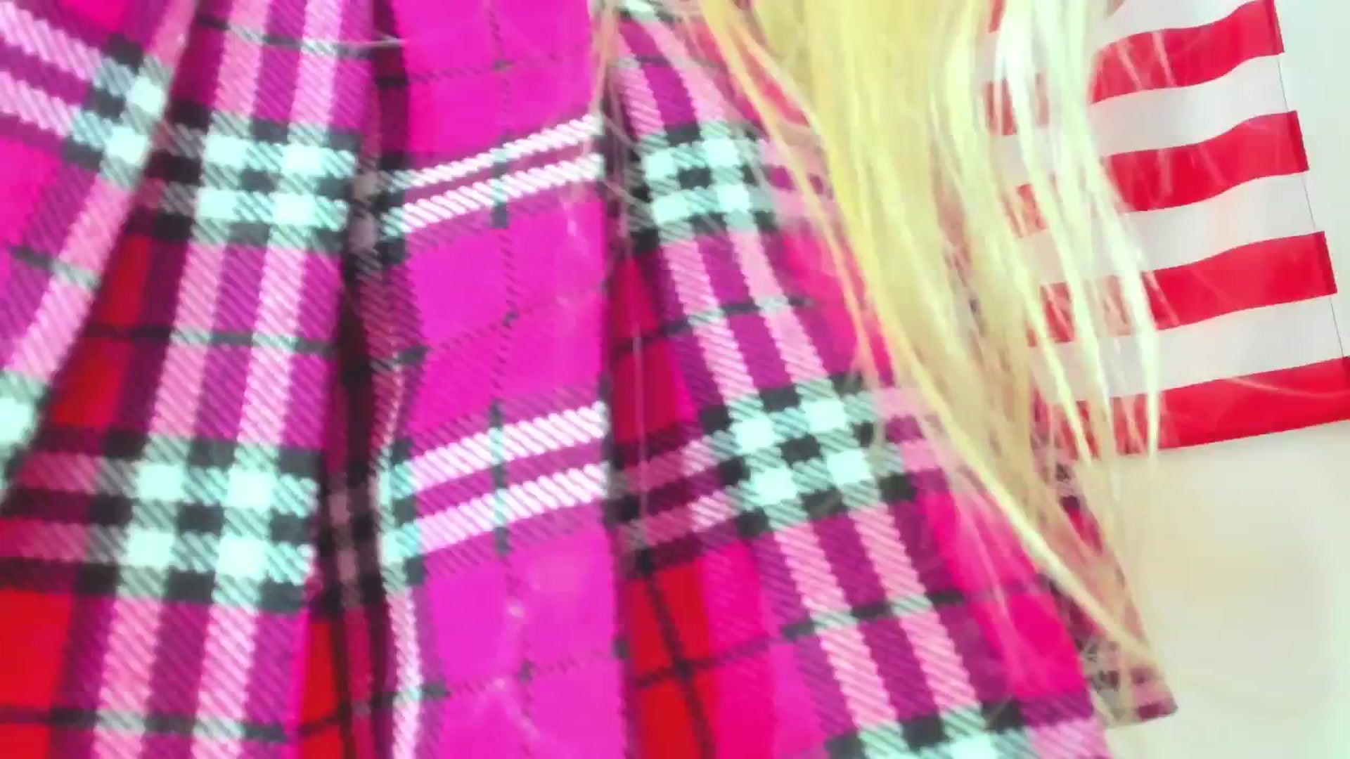 Gallery image thumbnail from WOWbarbie's myfreecams stream on, 02/13/2025, 10:06 image 1 of 20