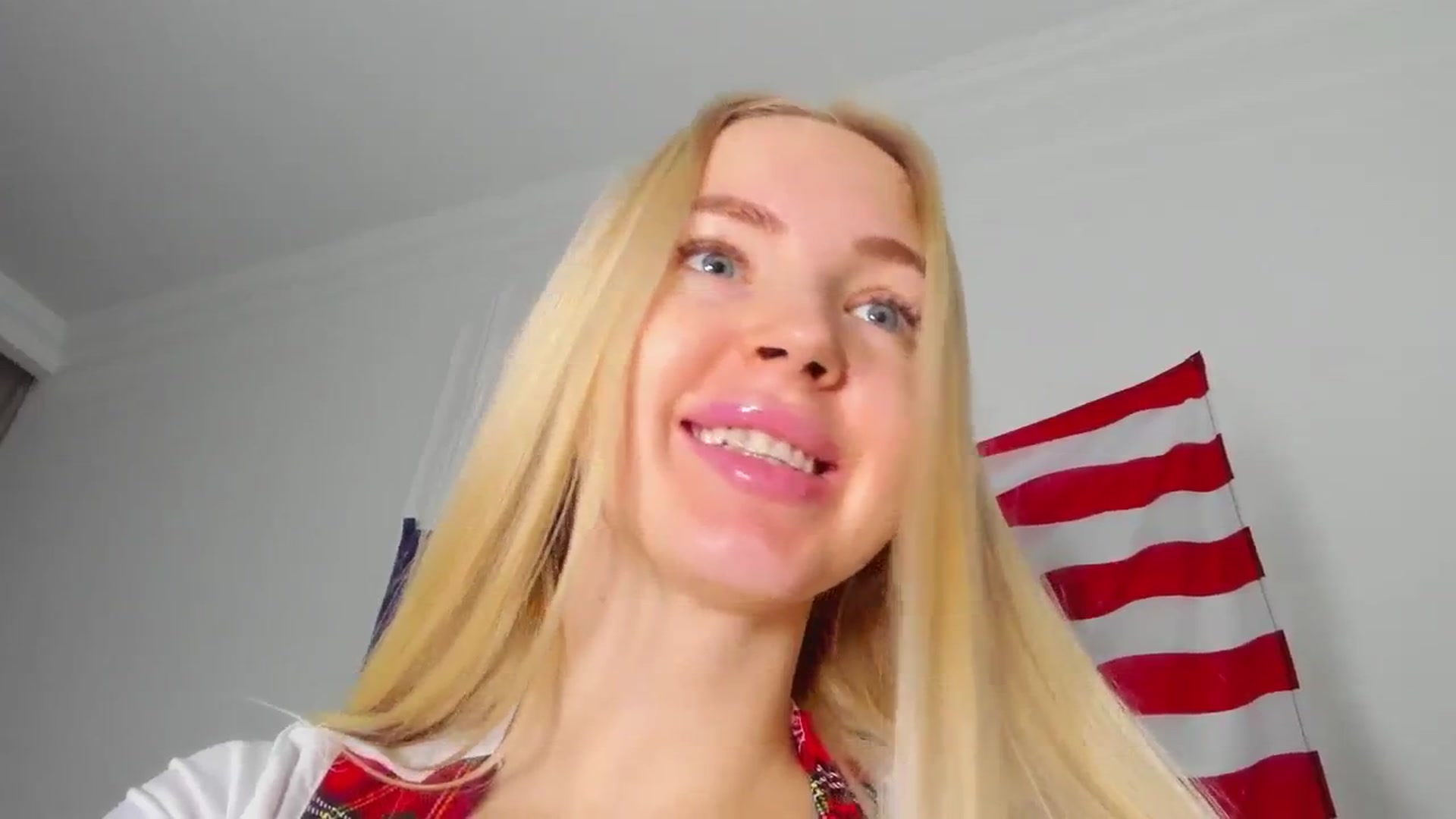 Gallery image thumbnail from WOWbarbie's myfreecams stream on, 02/15/2025, 07:28 image 14 of 20