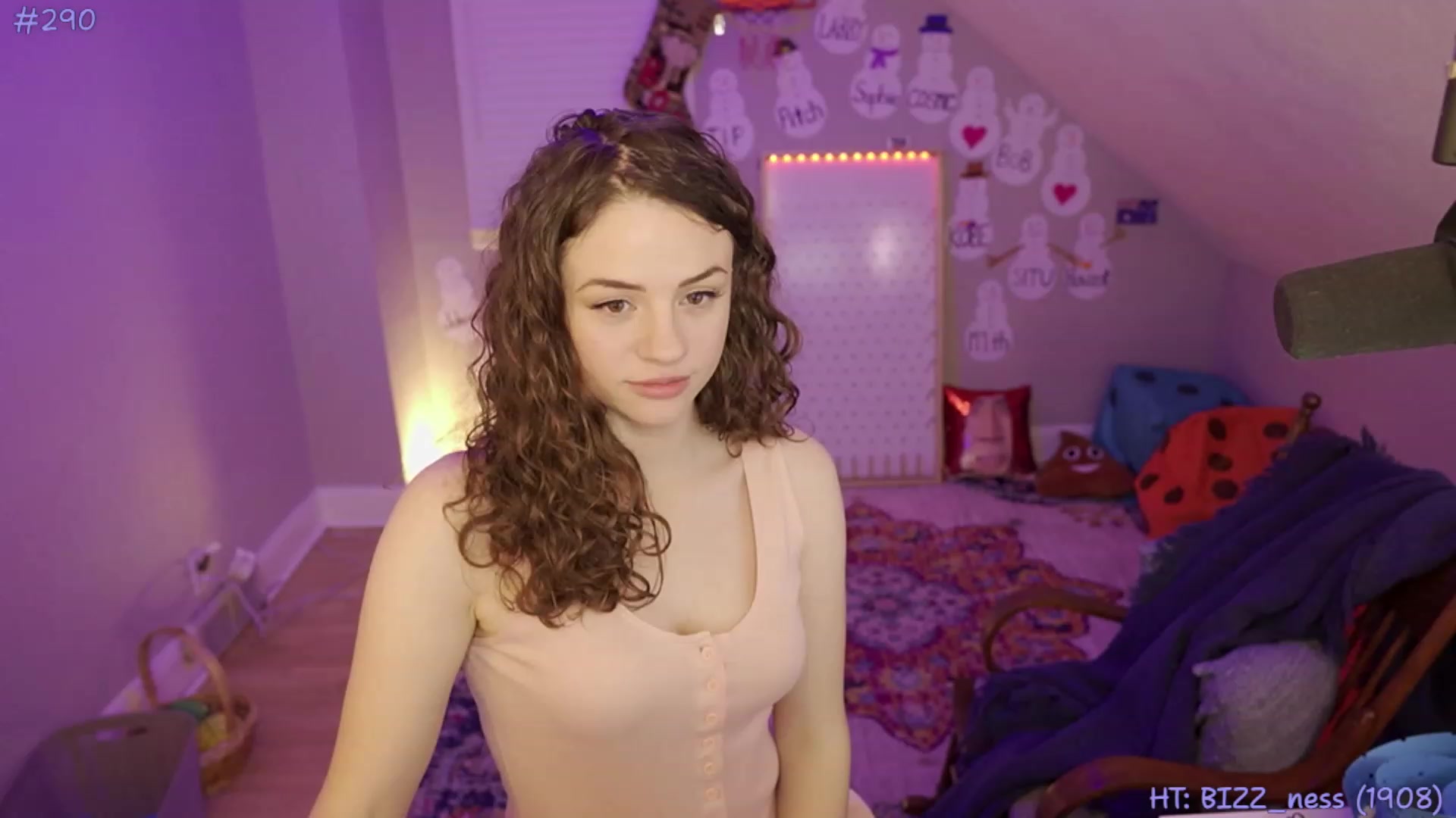 Gallery image thumbnail from WTSophie's myfreecams stream on, 02/01/2024, 08:18 image 7 of 20