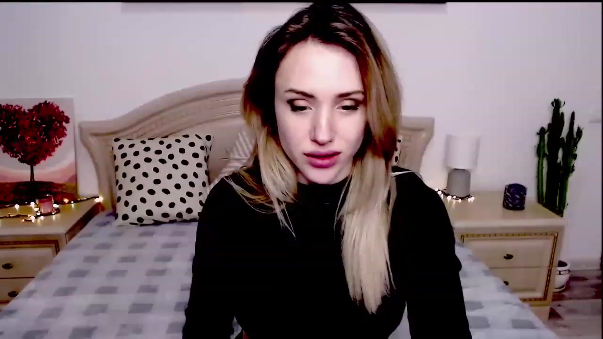 Gallery image thumbnail from W_Woman198's myfreecams stream on, 04/13/2023, 14:40 image 8 of 20