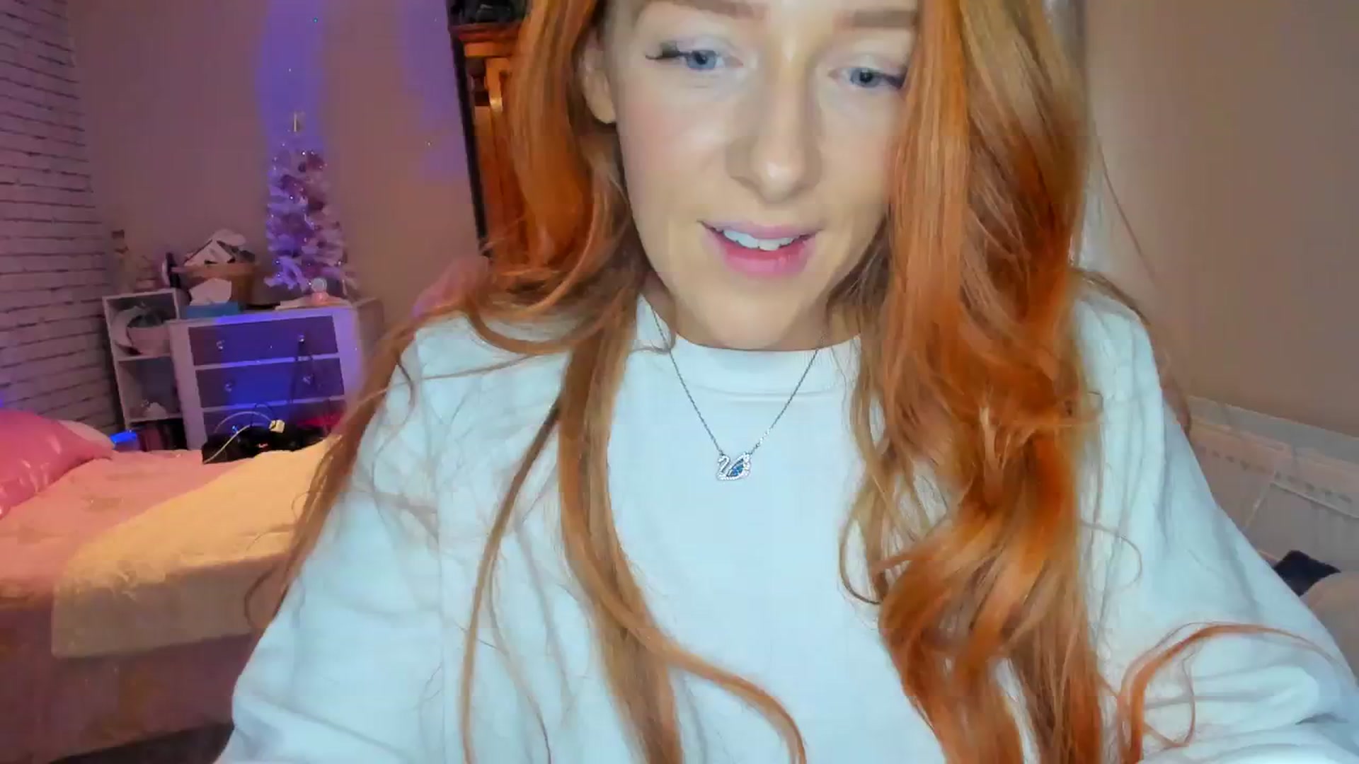 Gallery image thumbnail from Wait_Rose's myfreecams stream on, 12/03/2023, 12:08 image 9 of 20
