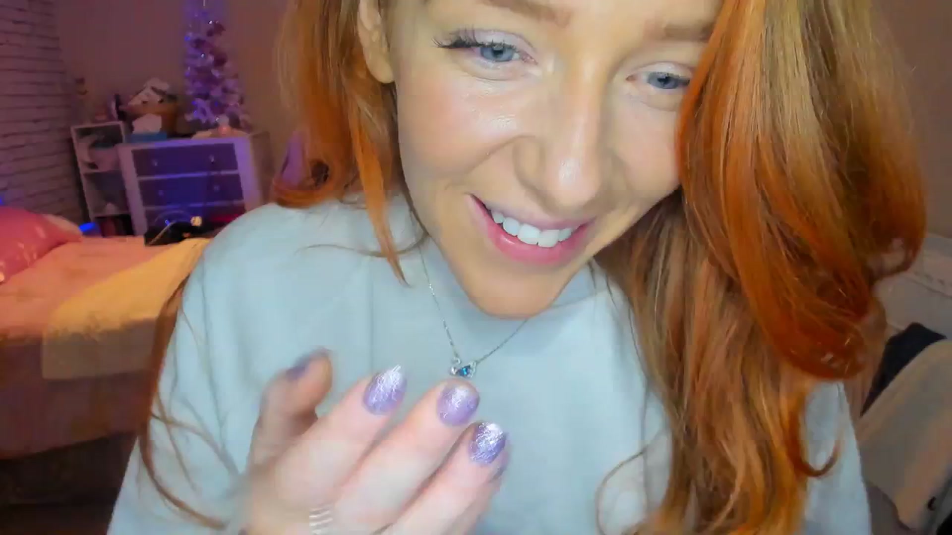 Gallery image thumbnail from Wait_Rose's myfreecams stream on, 12/03/2023, 12:08 image 18 of 20