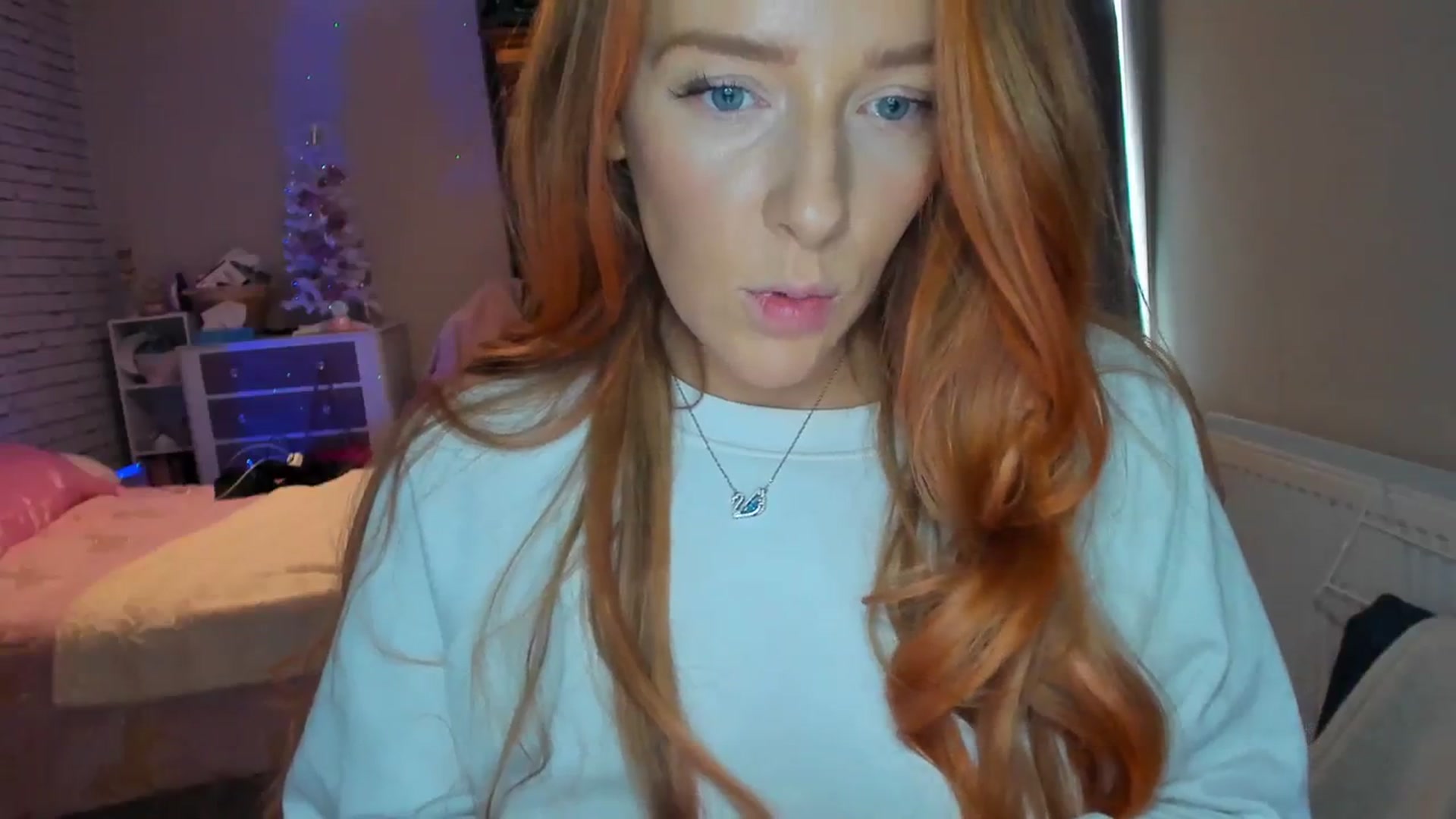 Gallery image thumbnail from Wait_Rose's myfreecams stream on, 12/03/2023, 12:08 image 16 of 20
