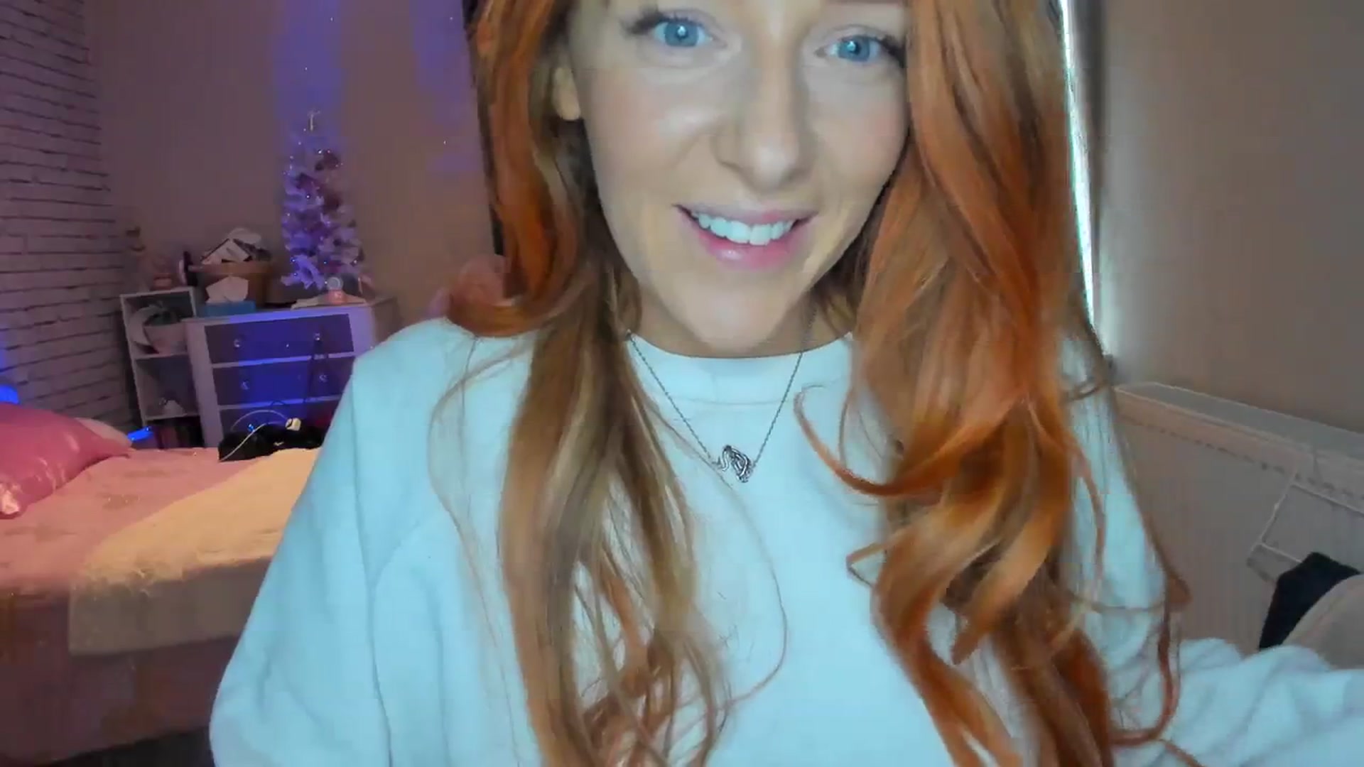 Gallery image thumbnail from Wait_Rose's myfreecams stream on, 12/03/2023, 12:08 image 2 of 20
