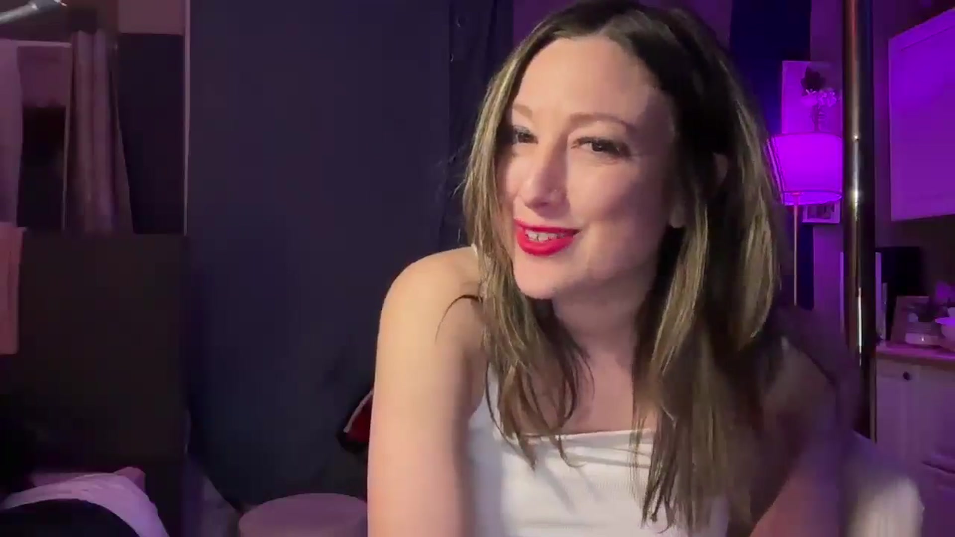 Gallery image thumbnail from WanderLUST135's myfreecams stream on, 01/23/2025, 10:38 image 2 of 20