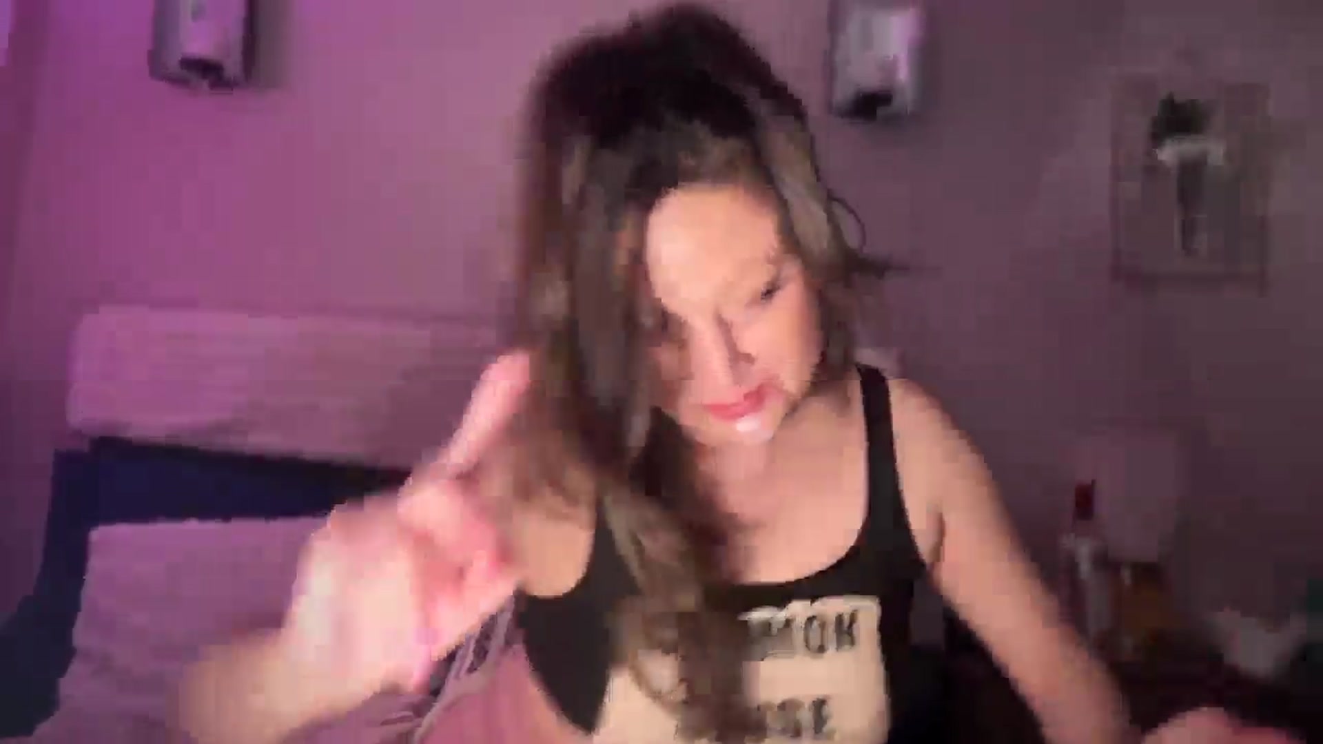Gallery image thumbnail from WanderLUST135's myfreecams stream on, 08/21/2025, 08:17 image 3 of 20