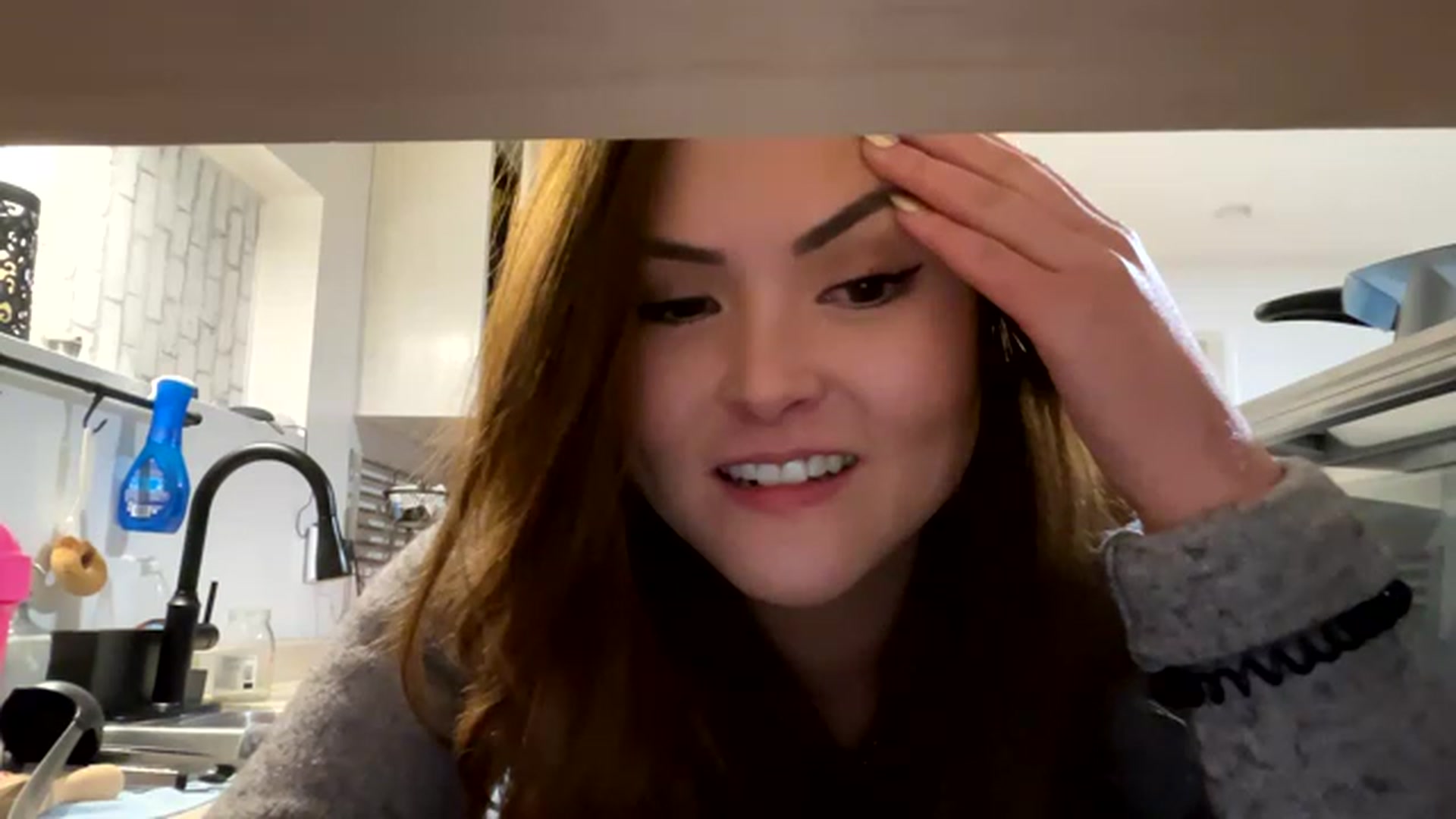 Gallery image thumbnail from Warmbaguette's myfreecams stream on, 03/18/2023, 13:23 image 17 of 20