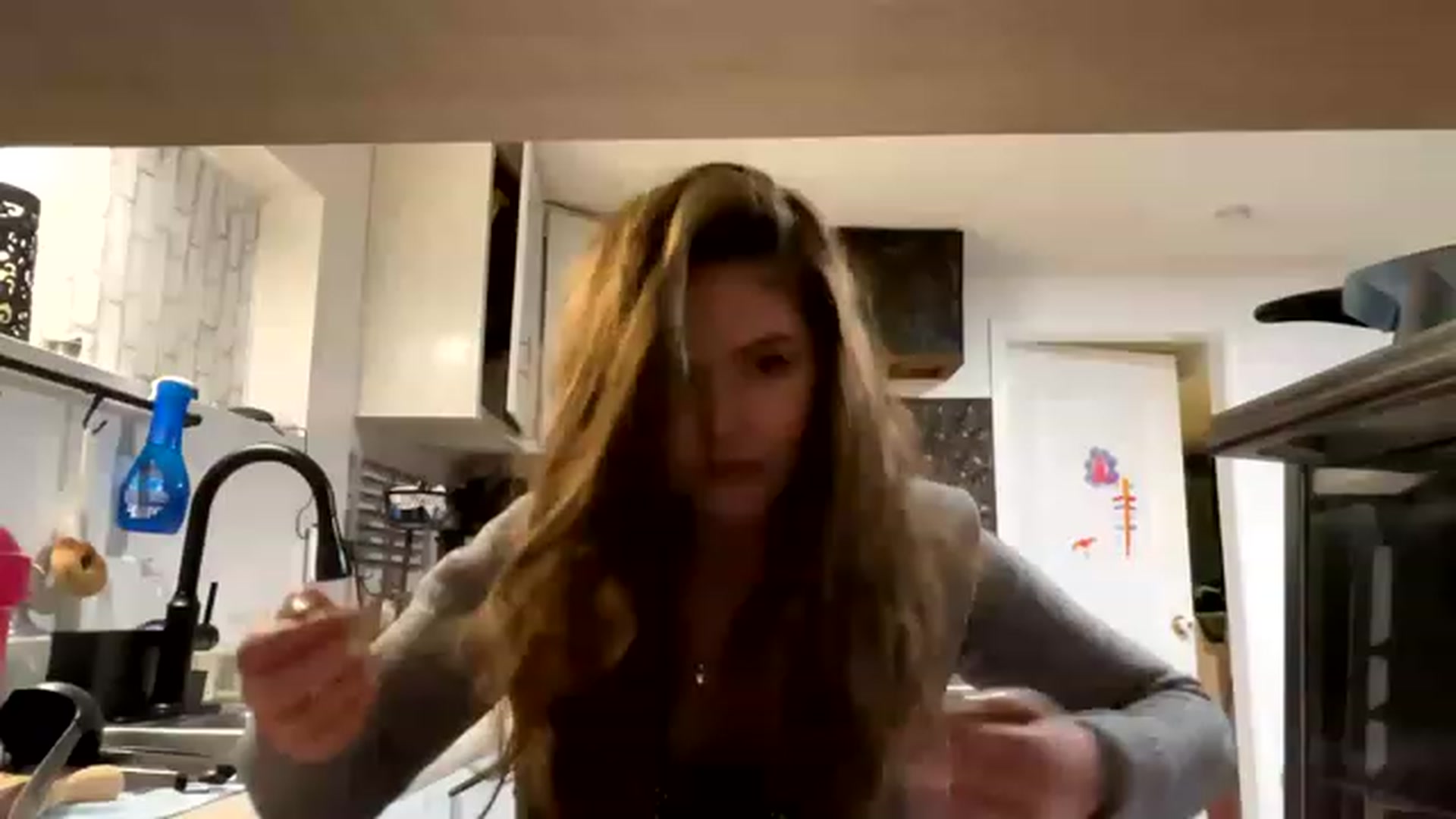 Gallery image thumbnail from Warmbaguette's myfreecams stream on, 03/18/2023, 13:23 image 18 of 20