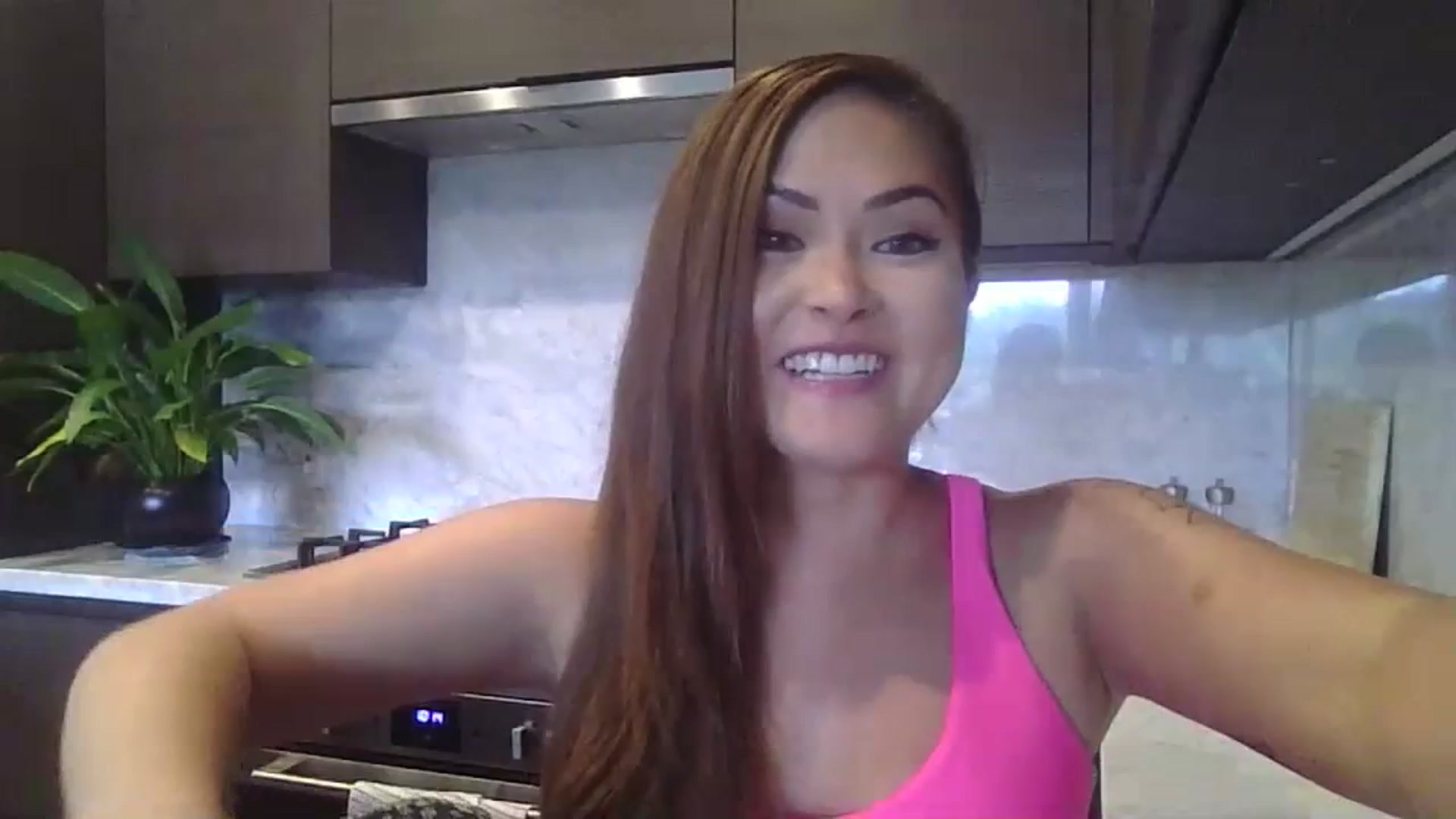 Gallery image thumbnail from Warmbaguette's myfreecams stream on, 07/07/2023, 17:52 image 3 of 20
