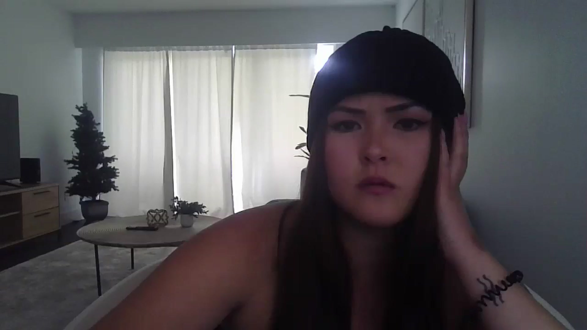 Gallery image thumbnail from Warmbaguette's myfreecams stream on, 07/26/2023, 21:14 image 17 of 20