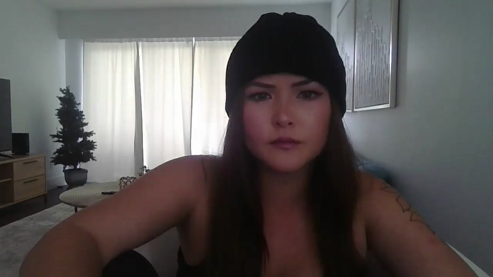 Gallery image thumbnail from Warmbaguette's myfreecams stream on, 07/26/2023, 21:14 image 6 of 20