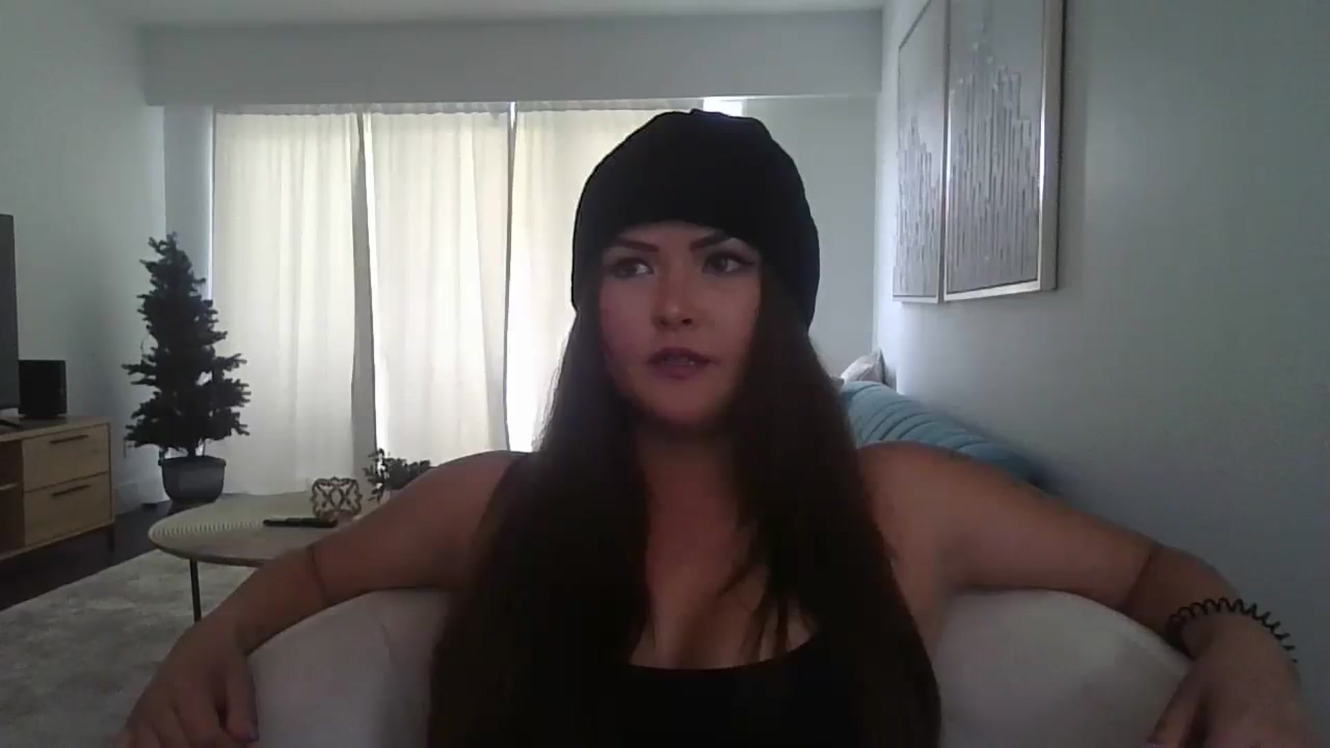 Gallery image thumbnail from Warmbaguette's myfreecams stream on, 07/26/2023, 21:14 image 13 of 20