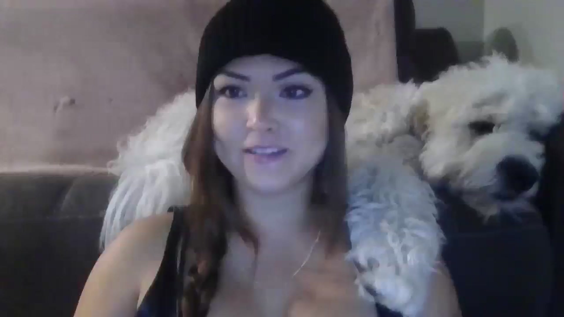 Gallery image thumbnail from Warmbaguette's myfreecams stream on, 08/09/2023, 15:25 image 1 of 20