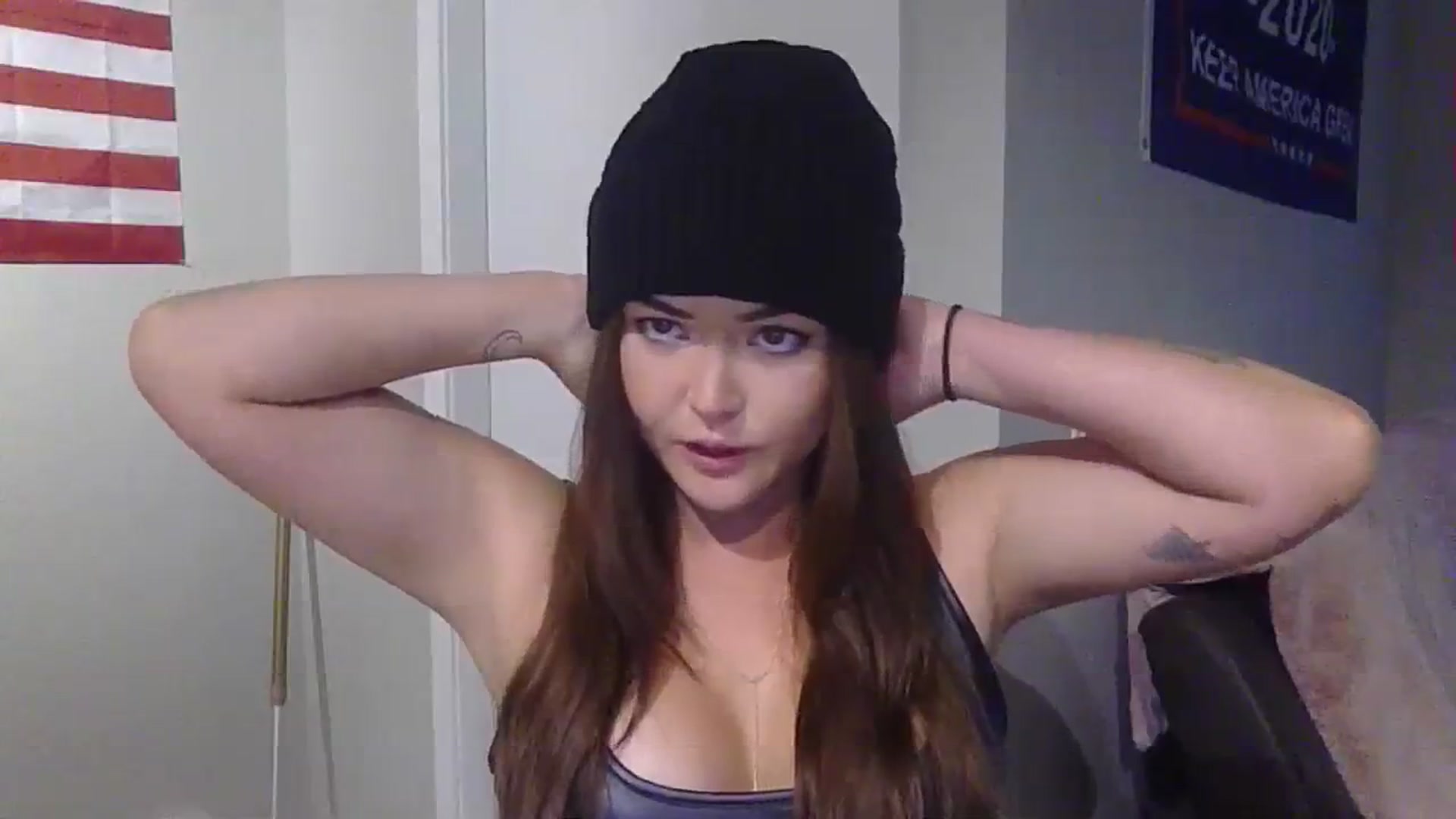 Gallery image thumbnail from Warmbaguette's myfreecams stream on, 08/09/2023, 16:20 image 11 of 20