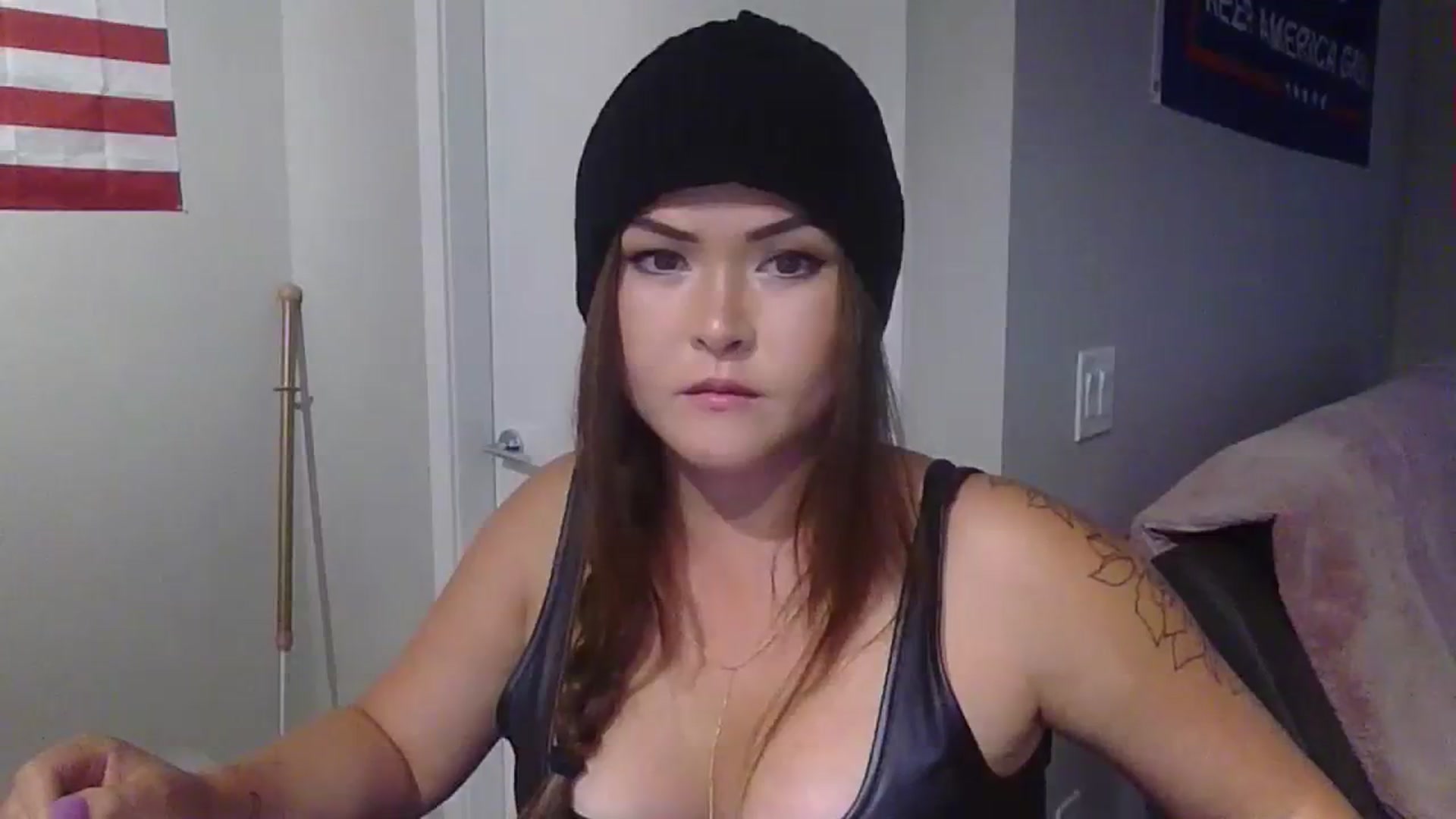 Gallery image thumbnail from Warmbaguette's myfreecams stream on, 08/09/2023, 16:20 image 6 of 20