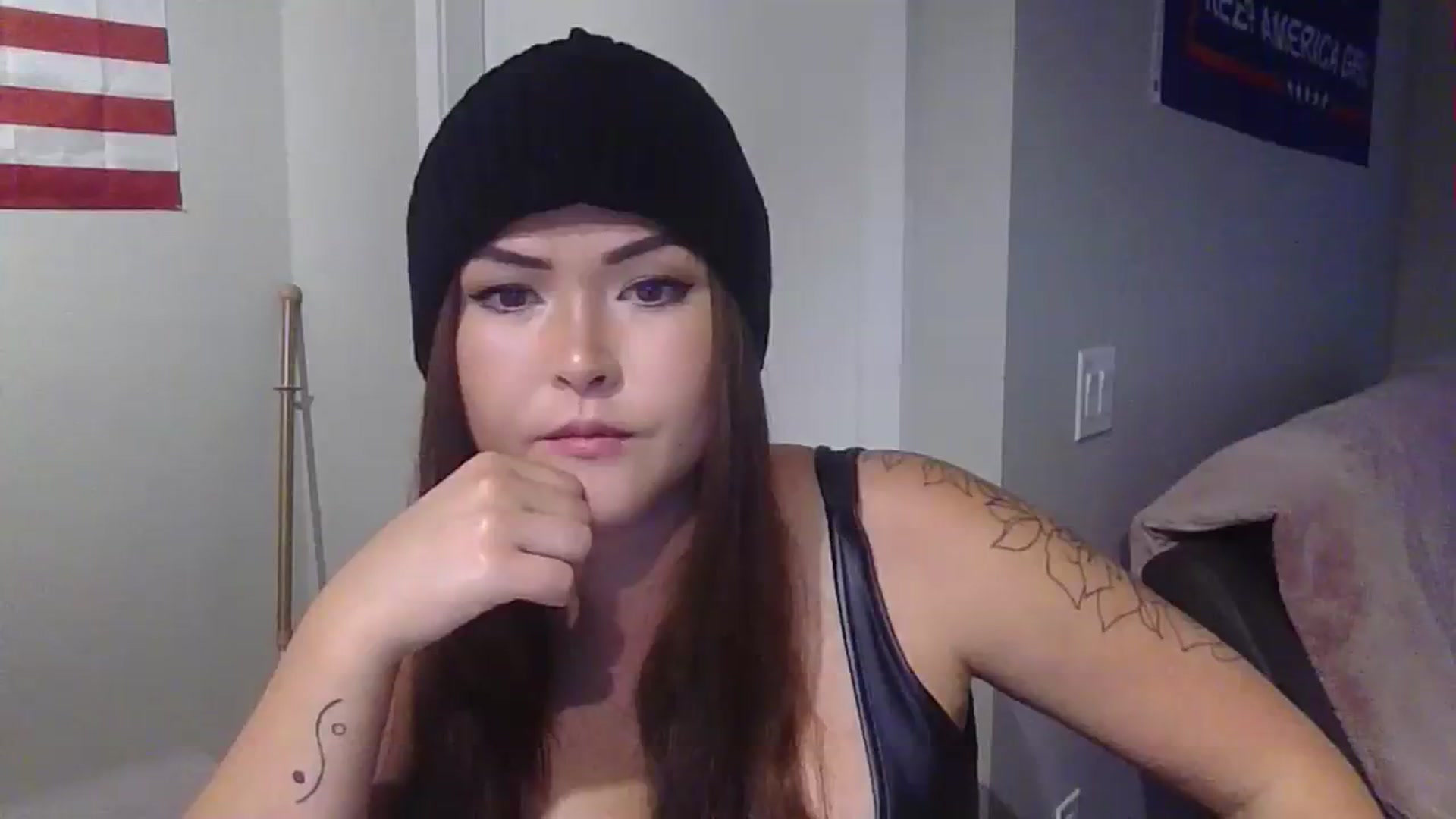 Gallery image thumbnail from Warmbaguette's myfreecams stream on, 08/09/2023, 16:20 image 9 of 20