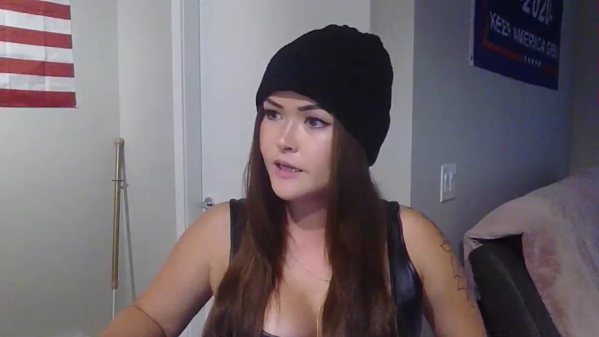 Gallery image thumbnail from Warmbaguette's myfreecams stream on, 08/09/2023, 16:20 image 17 of 20