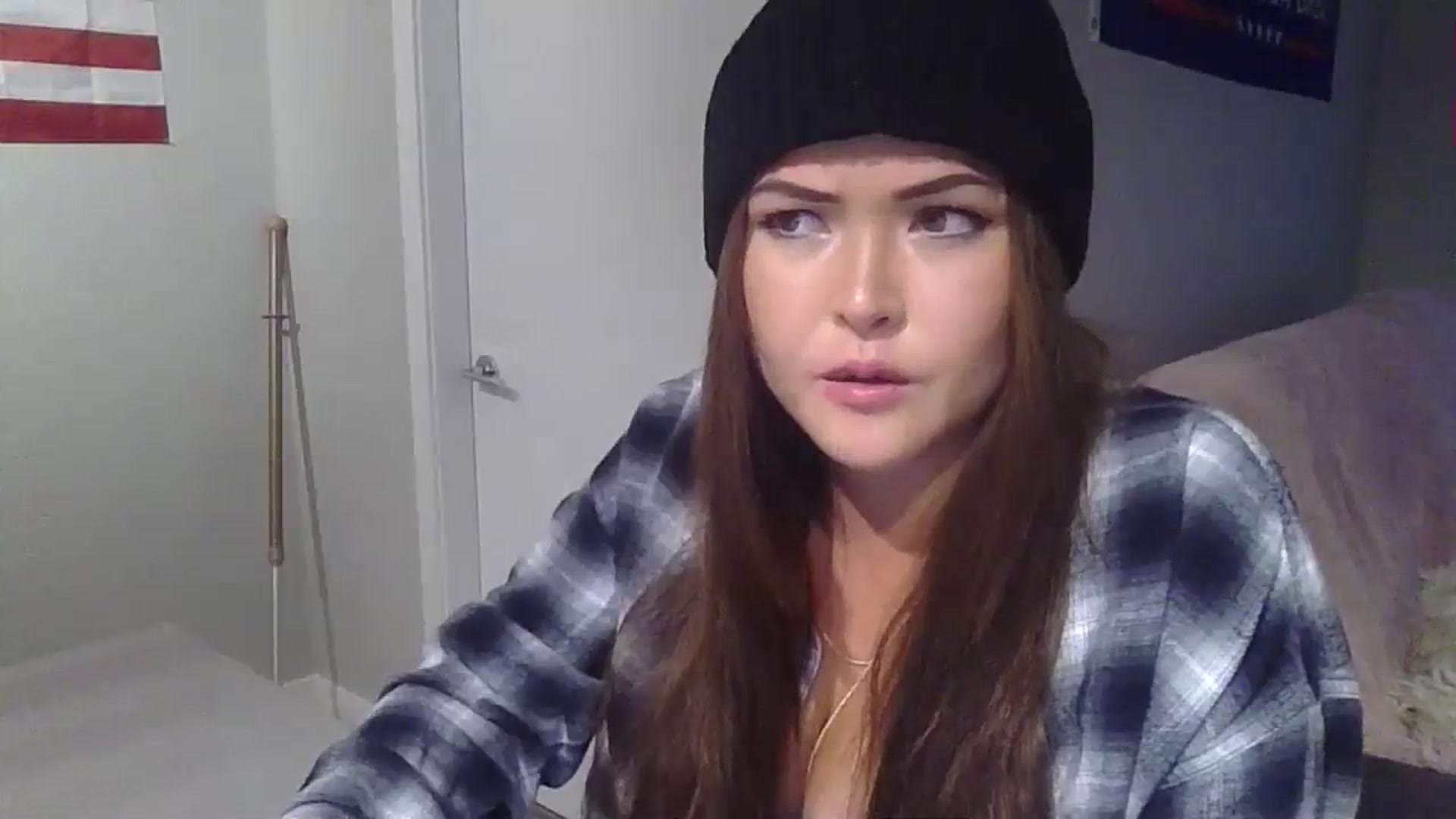 Gallery image thumbnail from Warmbaguette's myfreecams stream on, 08/09/2023, 16:54 image 2 of 20