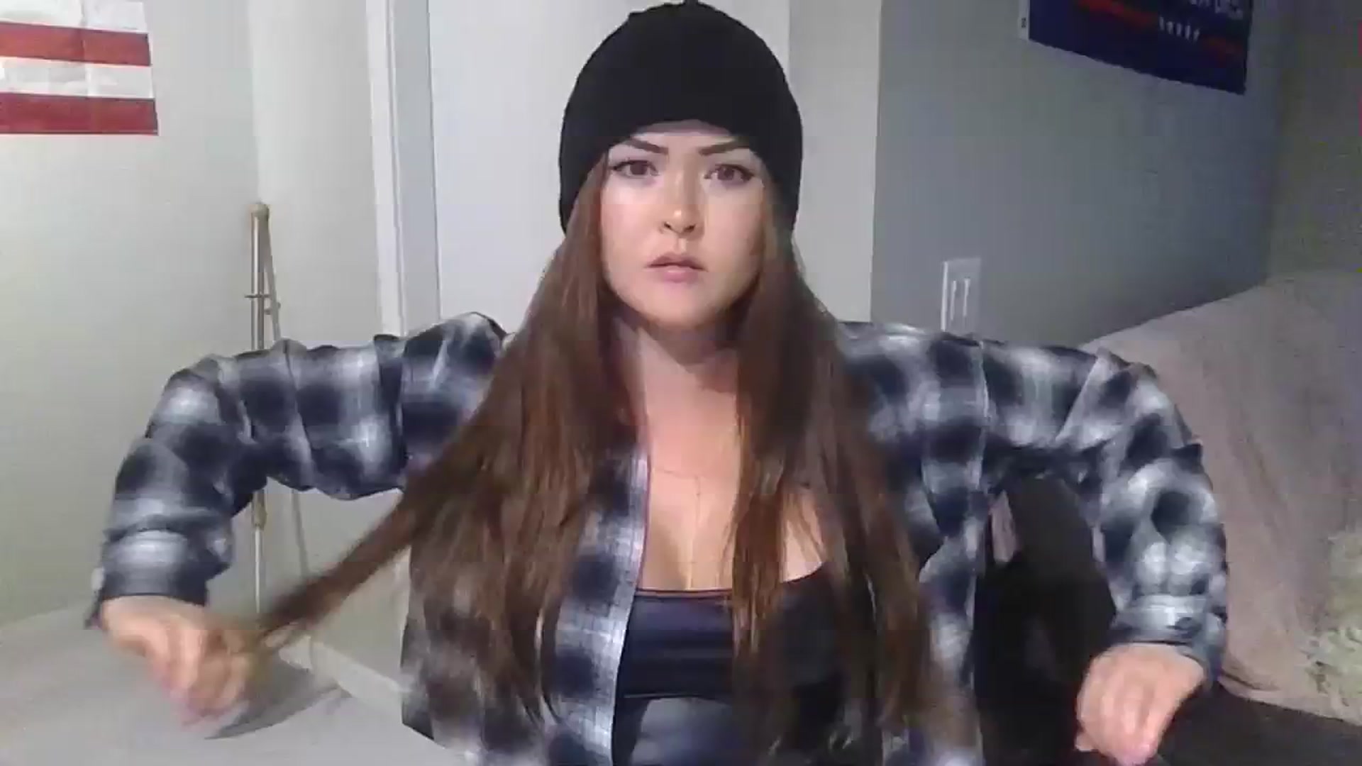 Gallery image thumbnail from Warmbaguette's myfreecams stream on, 08/09/2023, 16:54 image 1 of 20
