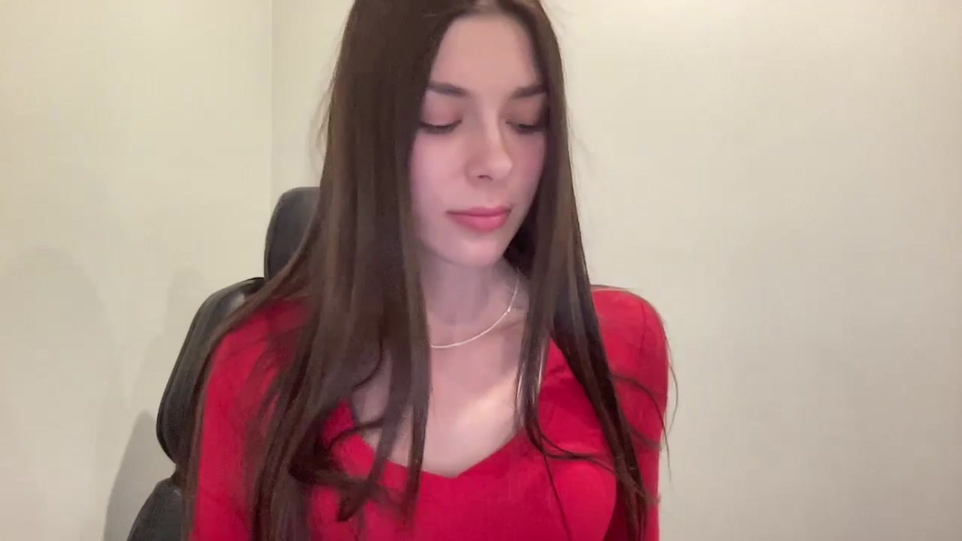 Gallery image thumbnail from WaveOfDesire's myfreecams stream on, 05/17/2024, 20:39 image 10 of 20