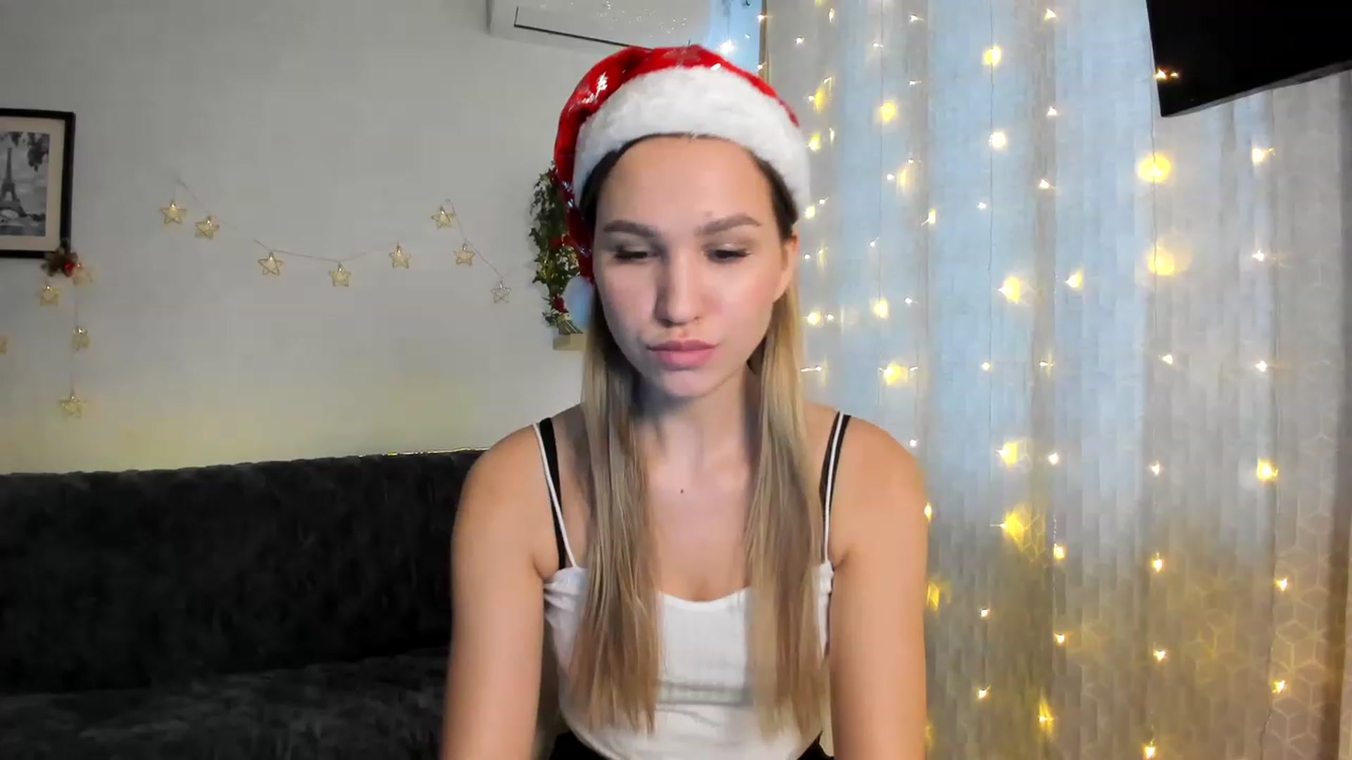 Gallery image thumbnail from WaveOfLove's myfreecams stream on, 12/15/2022, 11:52 image 2 of 20