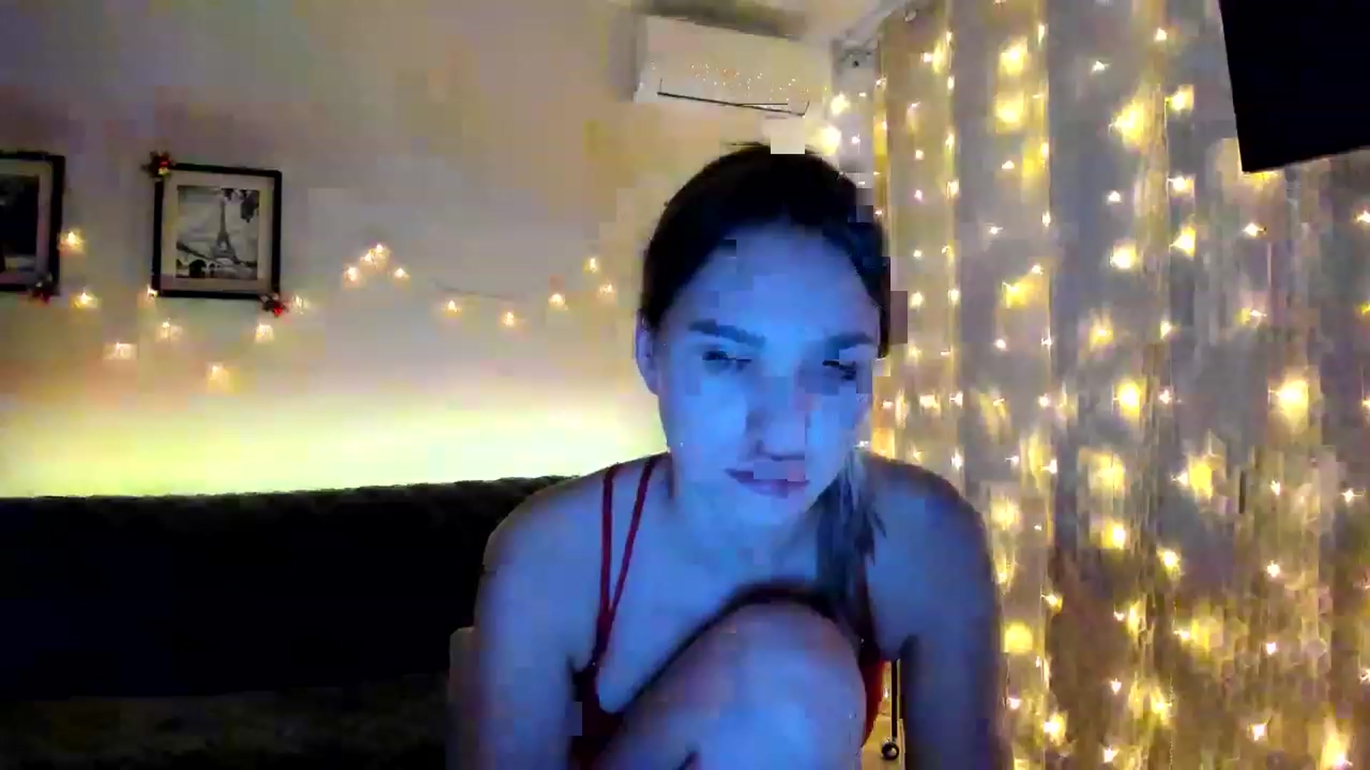 Gallery image thumbnail from WaveOfLove's myfreecams stream on, 12/21/2022, 12:42 image 15 of 20